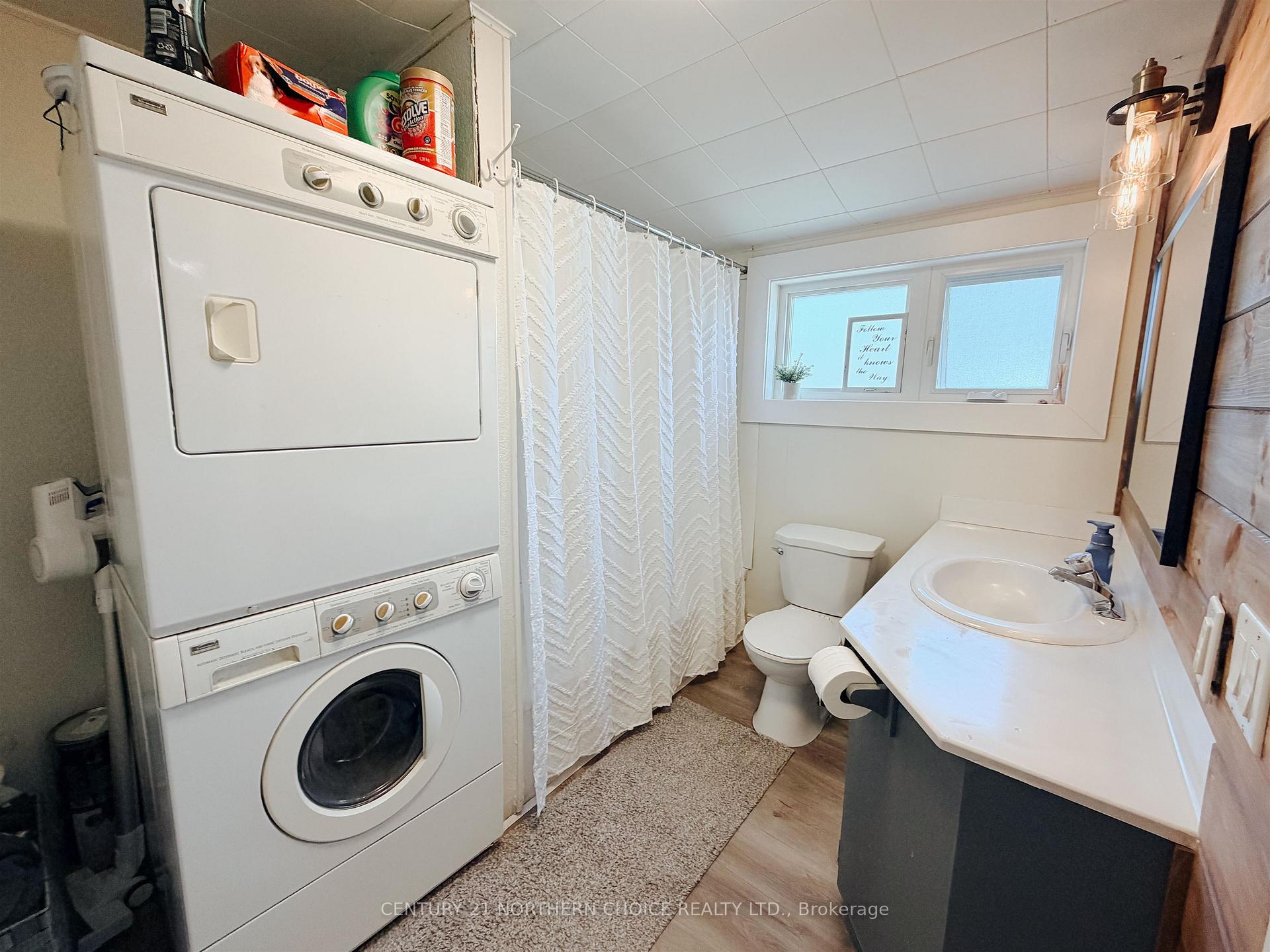 Photo 25 of 248 Government Road, Kenora, Keewatin — HOMEH