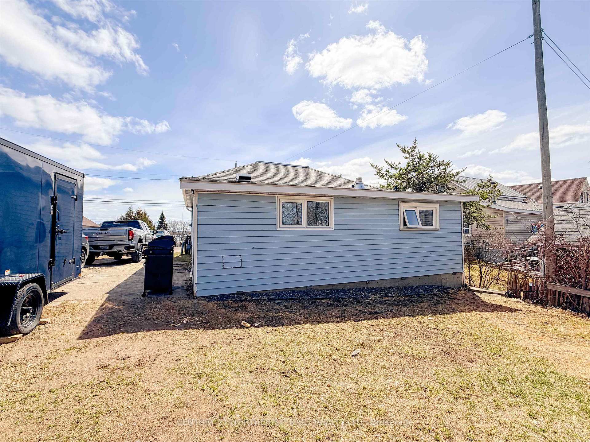Photo 27 of 248 Government Road, Kenora, Keewatin — HOMEH