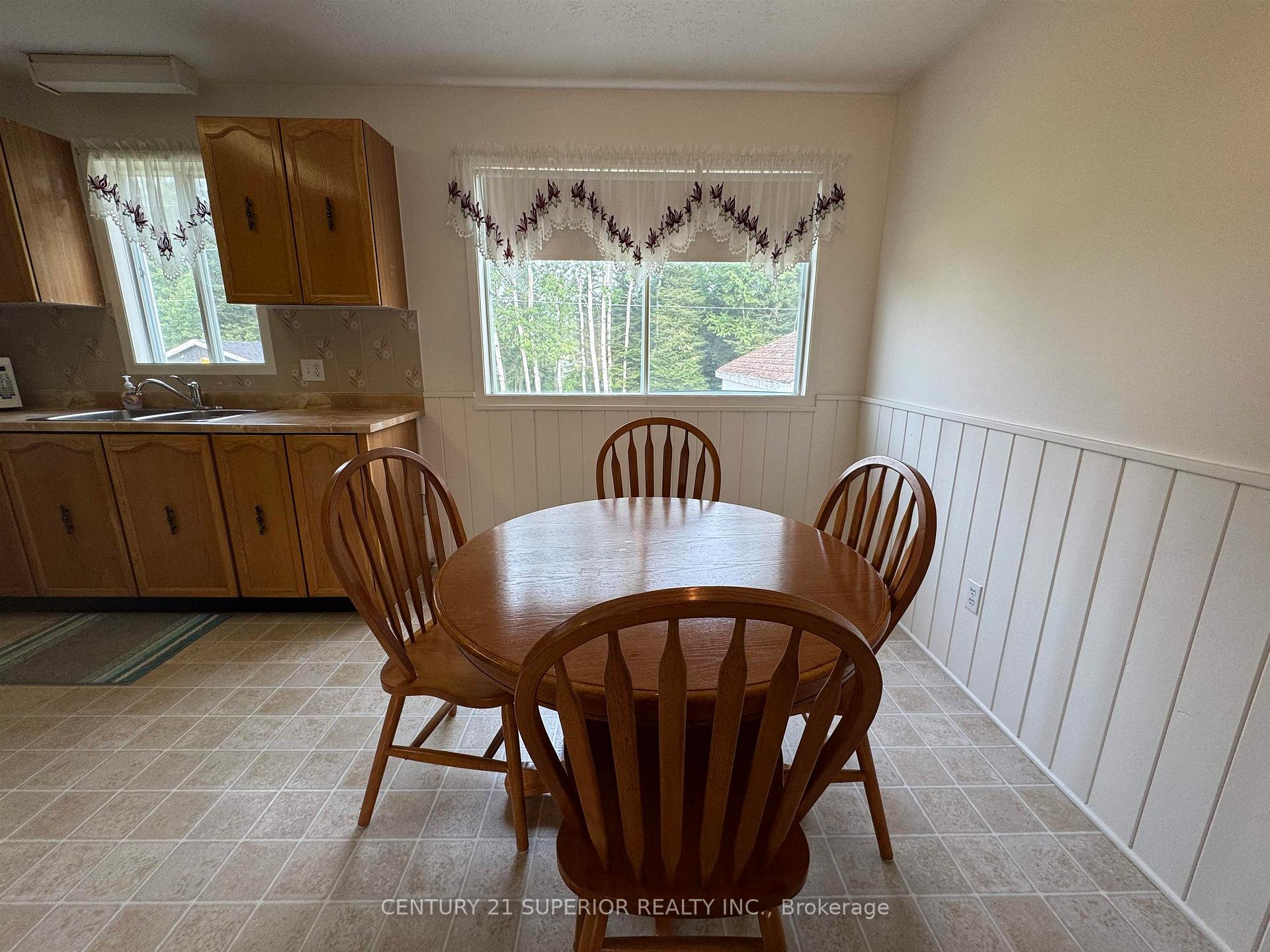 Photo 10 of 26 Matachewan Road, Manitouwadge — HOMEH