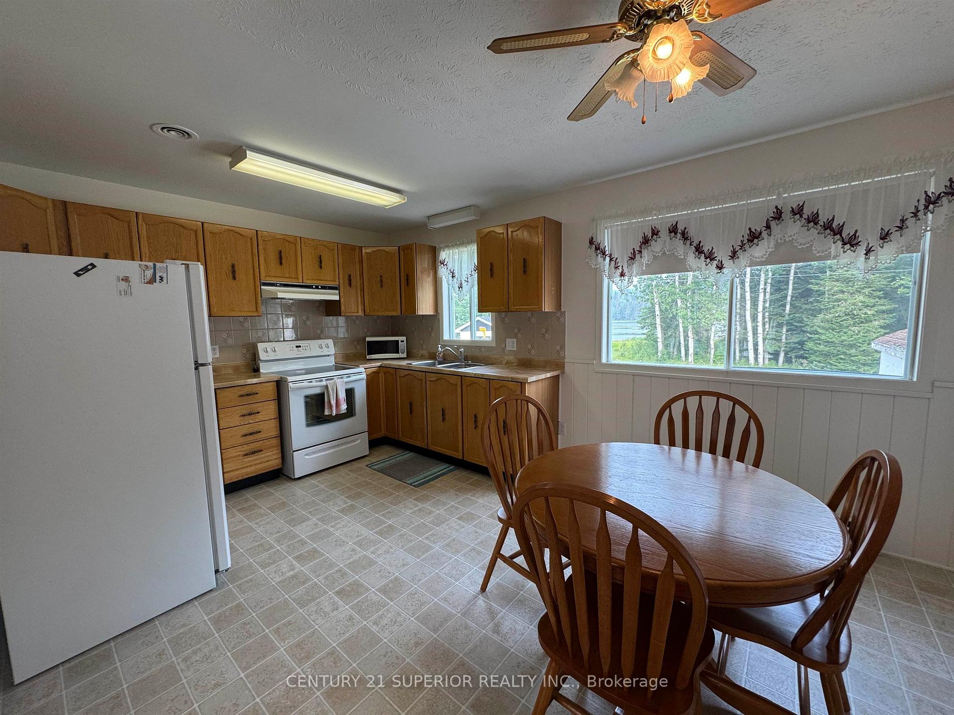 Photo 11 of 26 Matachewan Road, Manitouwadge — HOMEH
