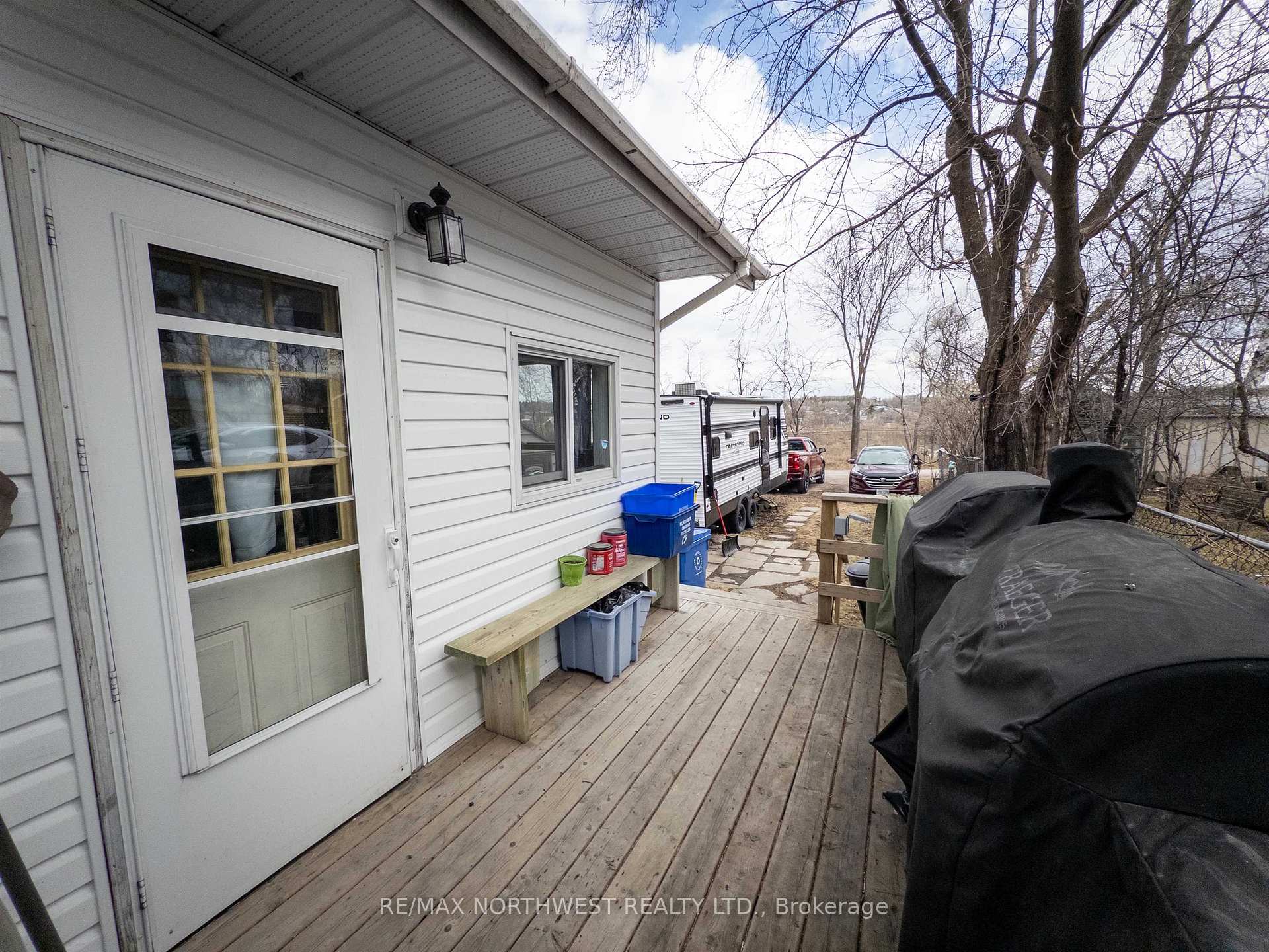 Photo 2 of 114 Fourth Street North, Kenora, North End — HOMEH