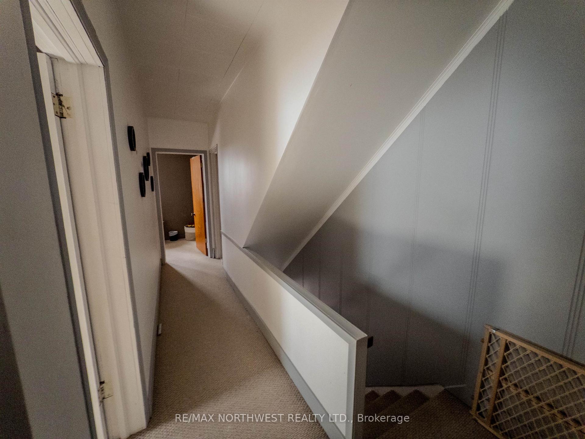 Photo 21 of 114 Fourth Street North, Kenora, North End — HOMEH