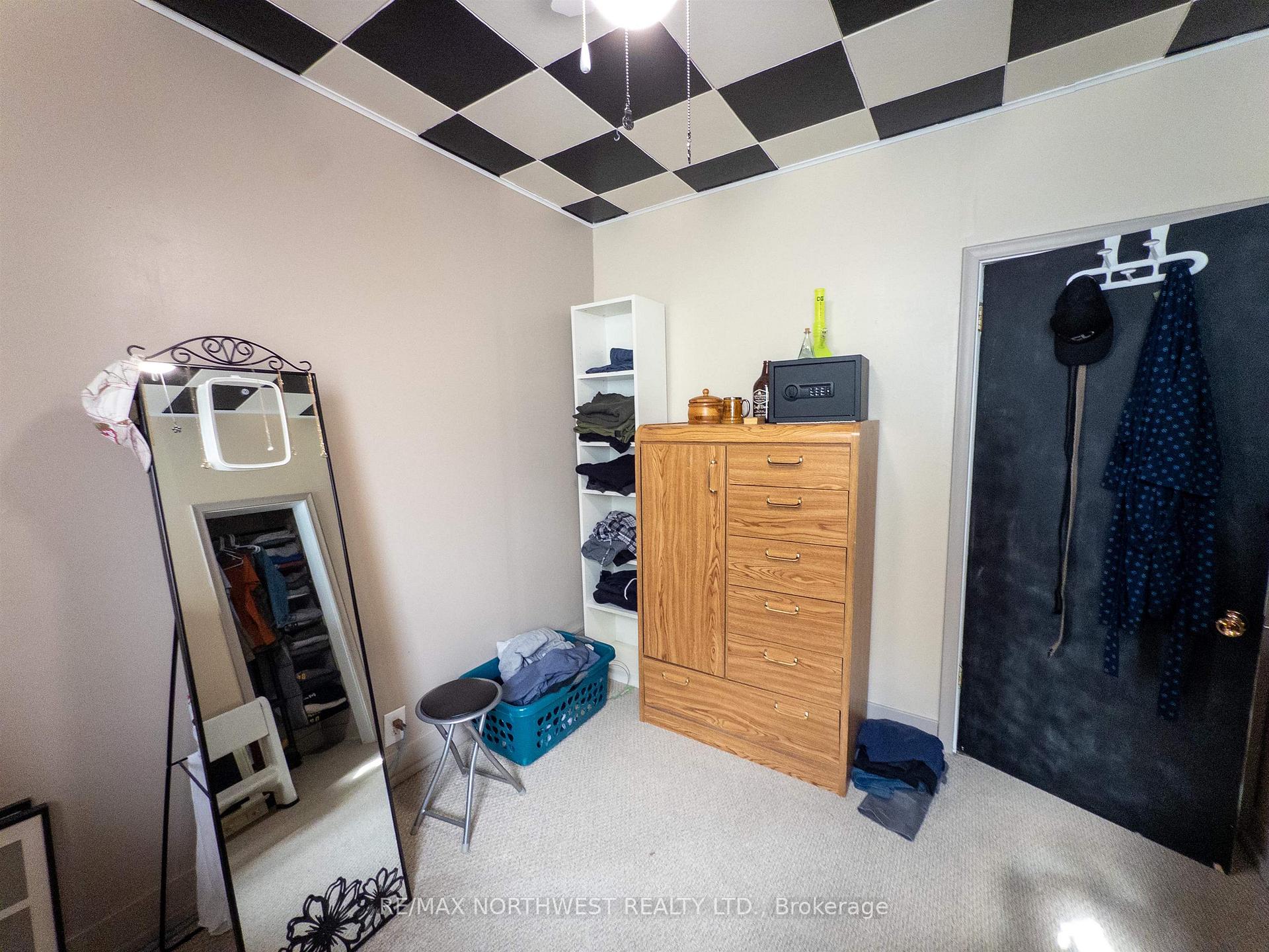 Photo 28 of 114 Fourth Street North, Kenora, North End — HOMEH