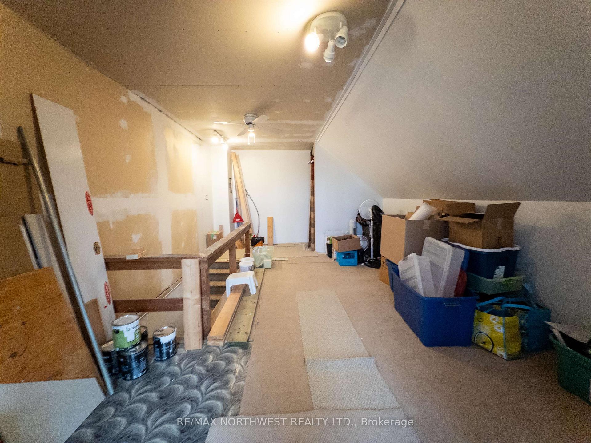 Photo 36 of 114 Fourth Street North, Kenora, North End — HOMEH