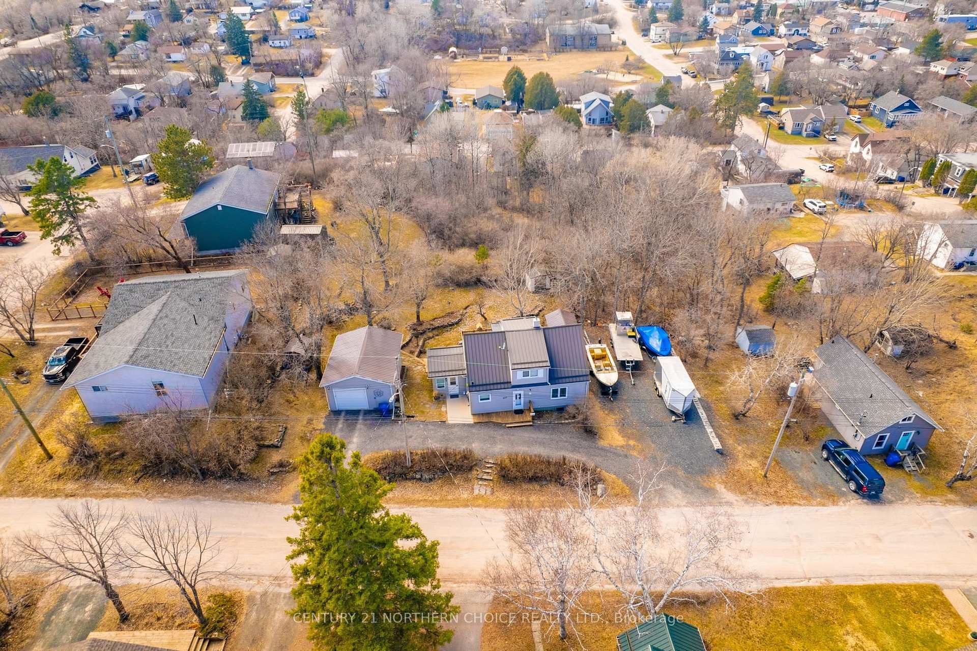 Photo 1 of 420 Twelfth Street, Kenora, Keewatin — HOMEH