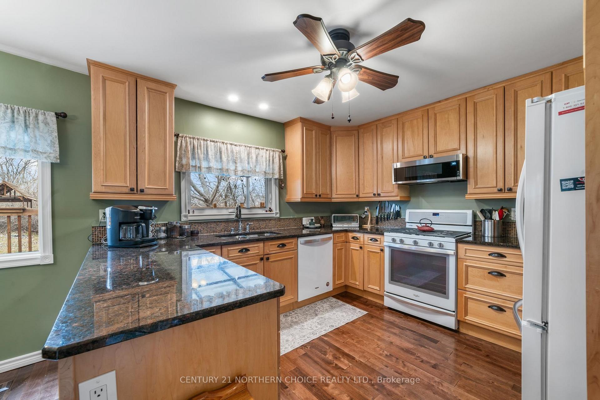 Photo 15 of 420 Twelfth Street, Kenora, Keewatin — HOMEH
