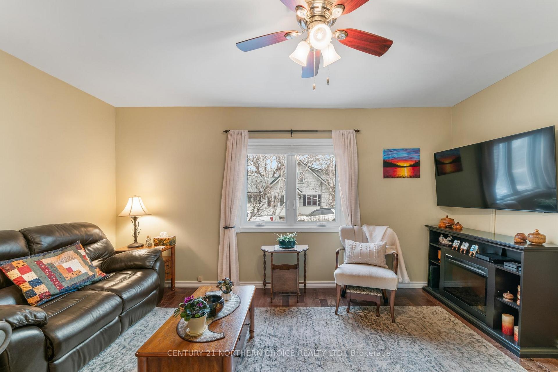 Photo 21 of 420 Twelfth Street, Kenora, Keewatin — HOMEH