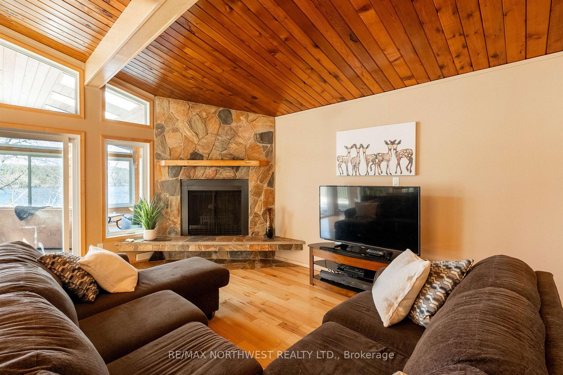 Photo 12 of 84 B War Eagle Road, Kenora Remote Area, West of Kenora — HOMEH