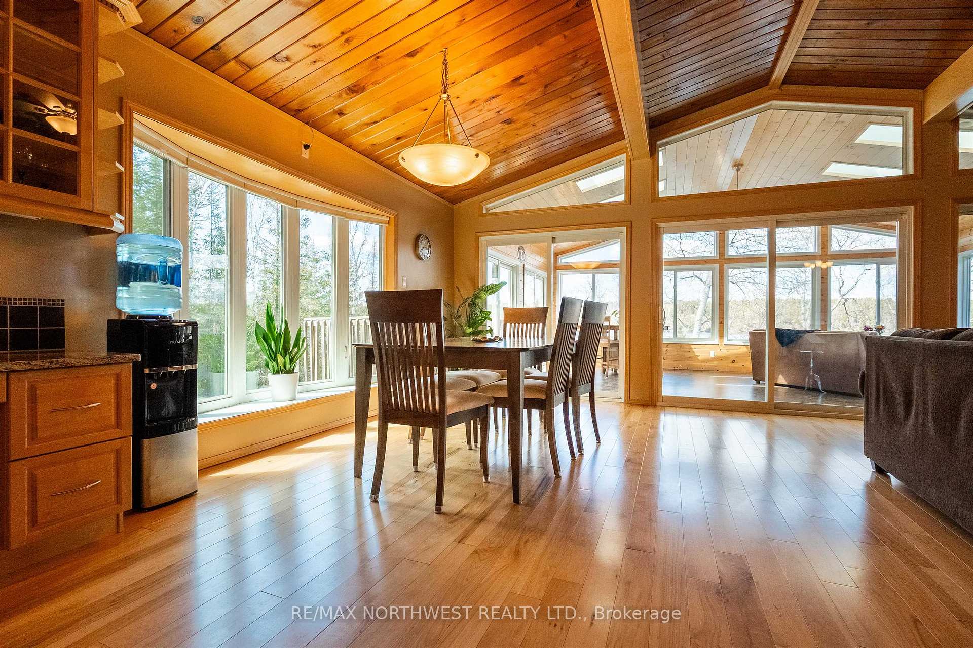 Photo 13 of 84 B War Eagle Road, Kenora Remote Area, West of Kenora — HOMEH