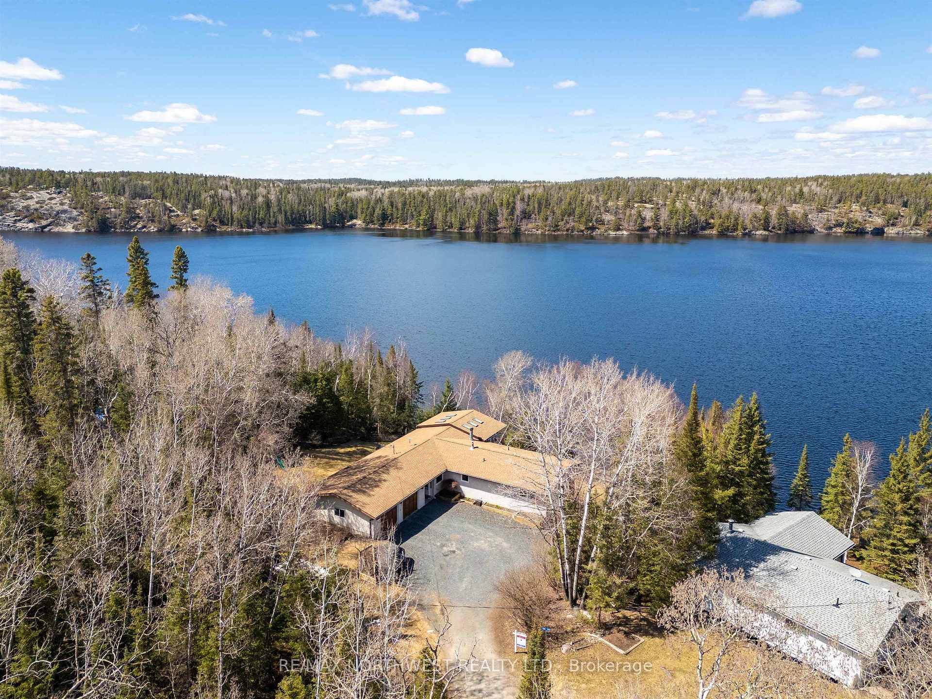 Photo 41 of 84 B War Eagle Road, Kenora Remote Area, West of Kenora — HOMEH