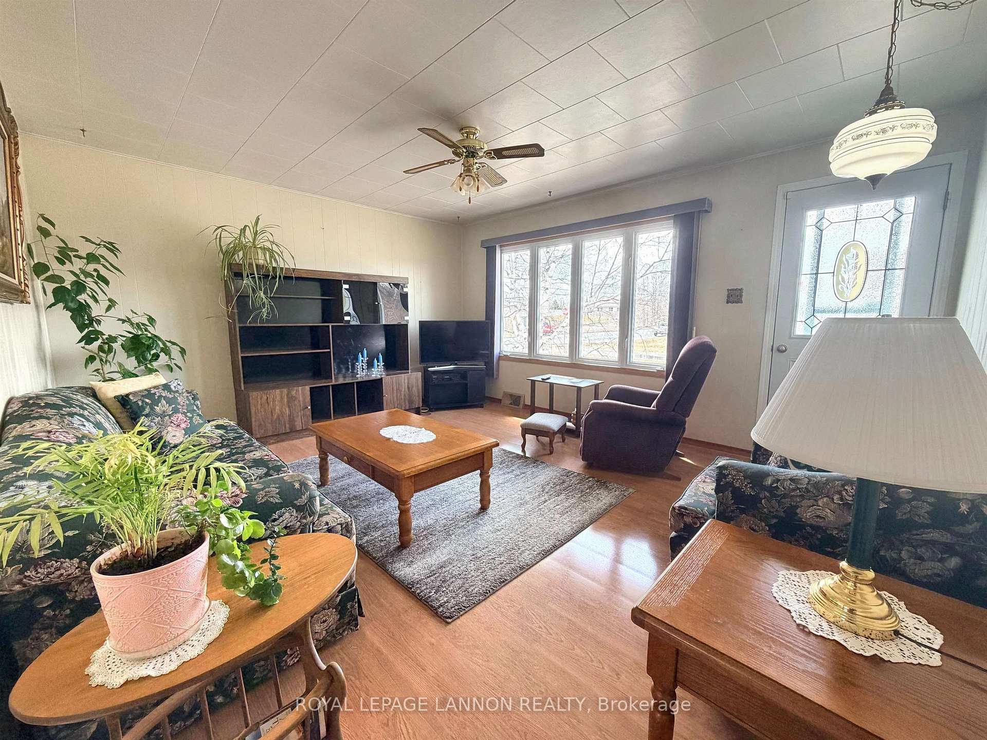 Photo 3 of 110 Beamish Avenue W, Greenstone — HOMEH