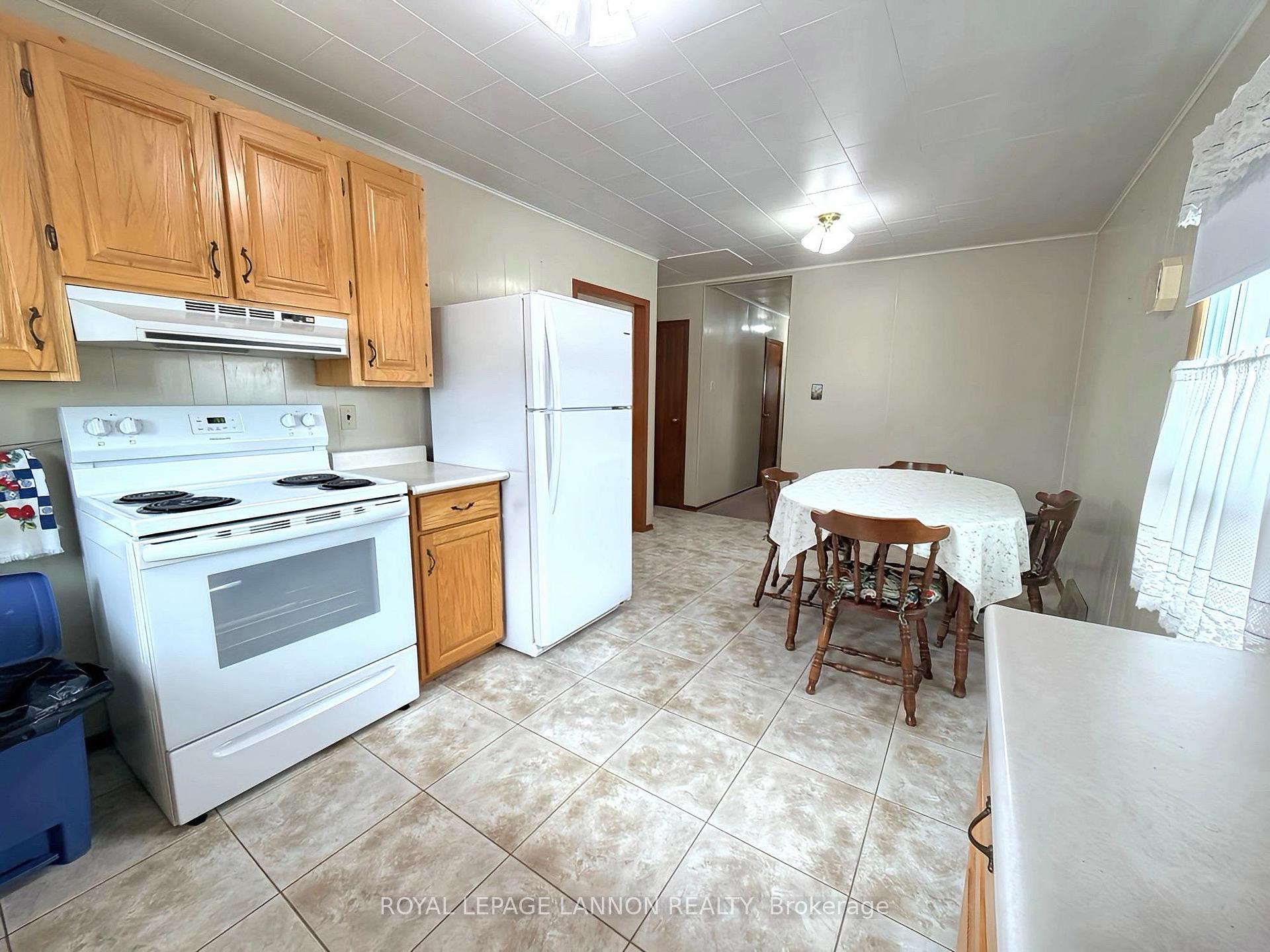 Photo 9 of 110 Beamish Avenue W, Greenstone — HOMEH