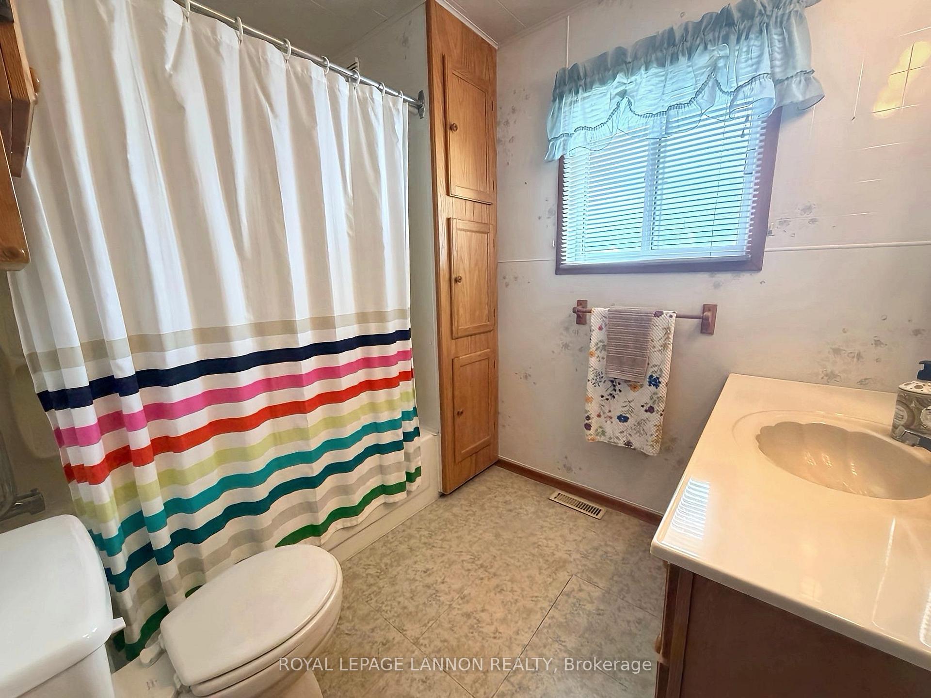 Photo 10 of 110 Beamish Avenue W, Greenstone — HOMEH