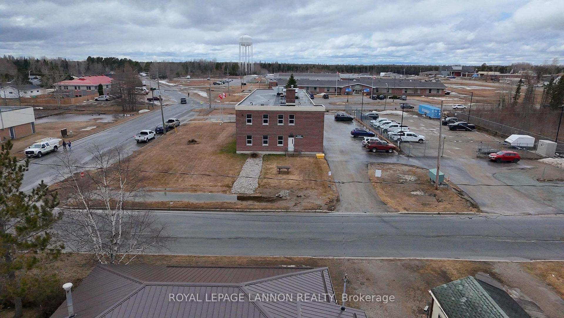 Photo 23 of 110 Beamish Avenue W, Greenstone — HOMEH