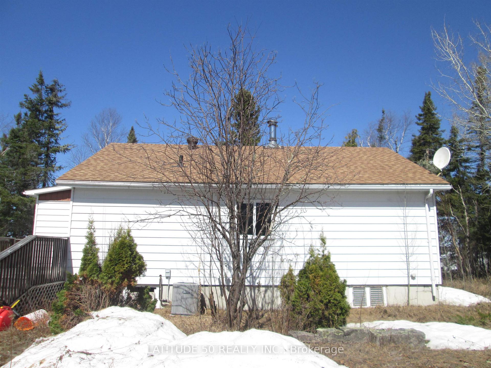 Photo 6 of 290 Sorenson Avenue, Ignace — HOMEH