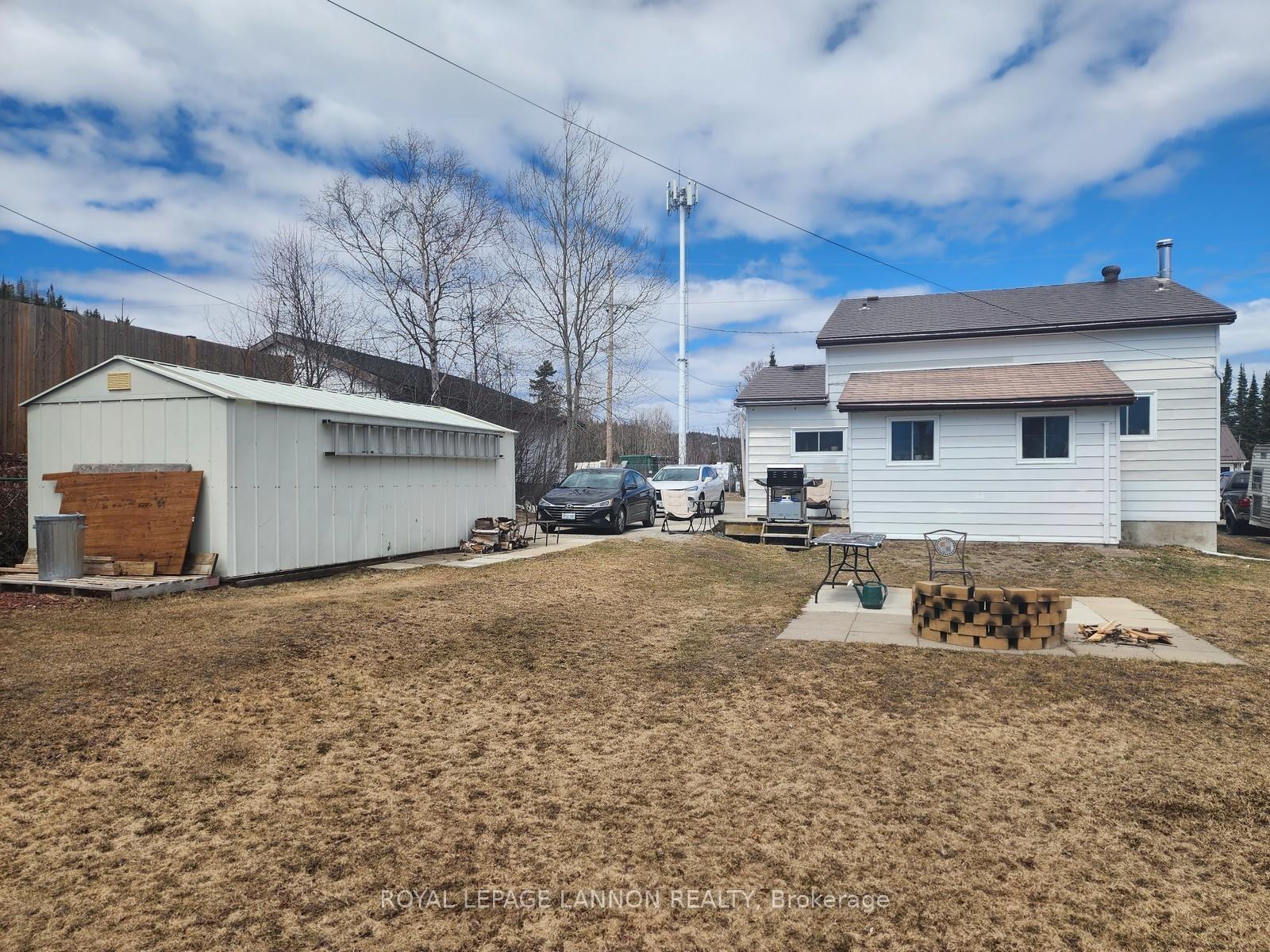 Photo 3 of 316 Mary Street, Schreiber — HOMEH