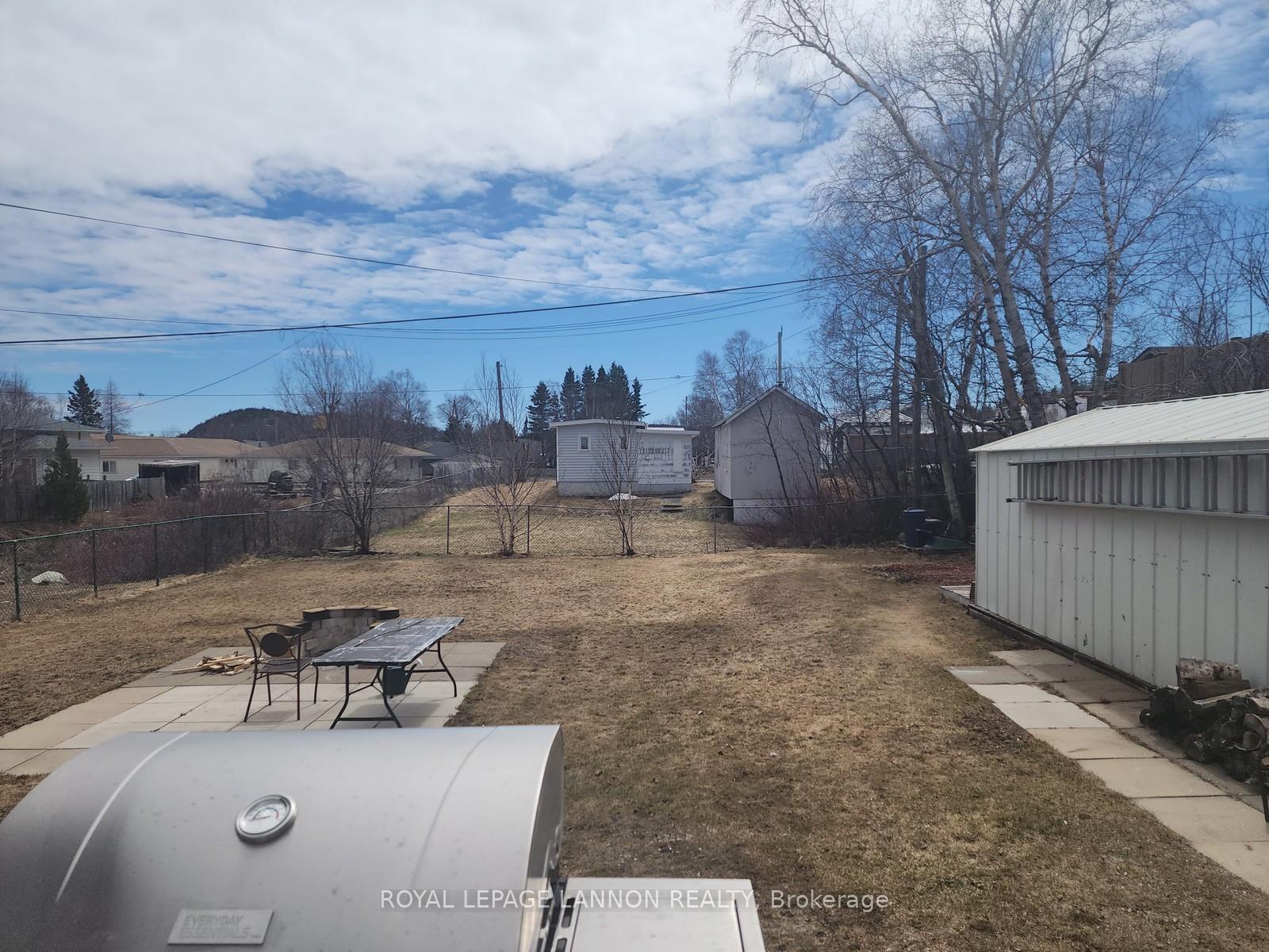Photo 5 of 316 Mary Street, Schreiber — HOMEH