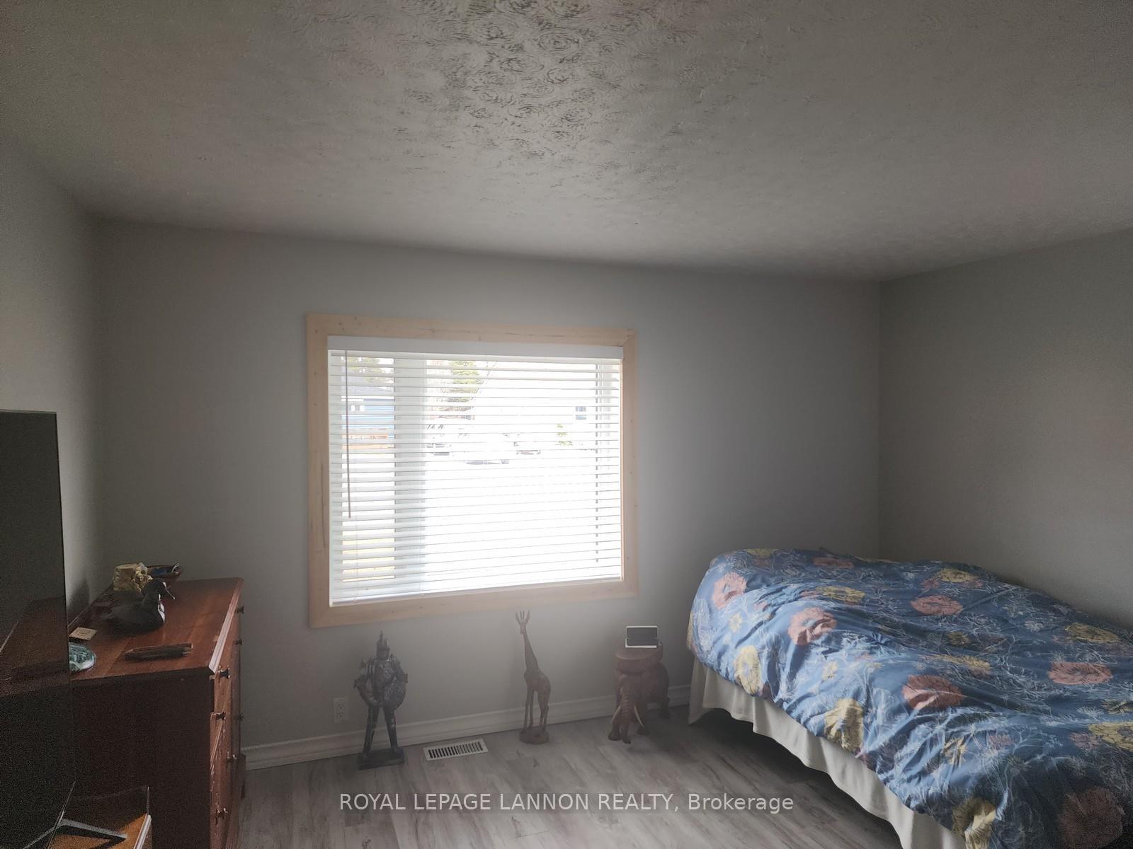 Photo 18 of 316 Mary Street, Schreiber — HOMEH