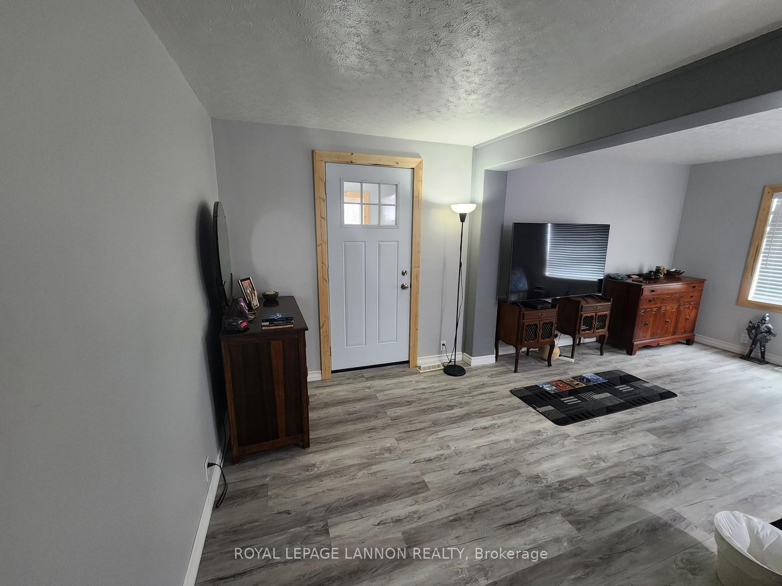 Photo 22 of 316 Mary Street, Schreiber — HOMEH