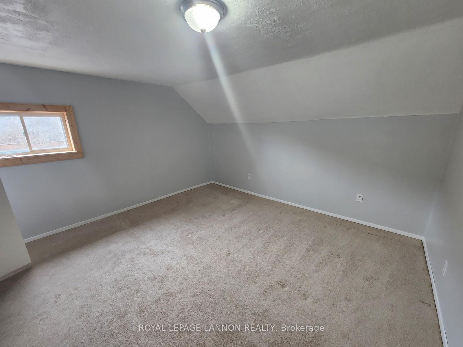 Photo 40 of 316 Mary Street, Schreiber — HOMEH
