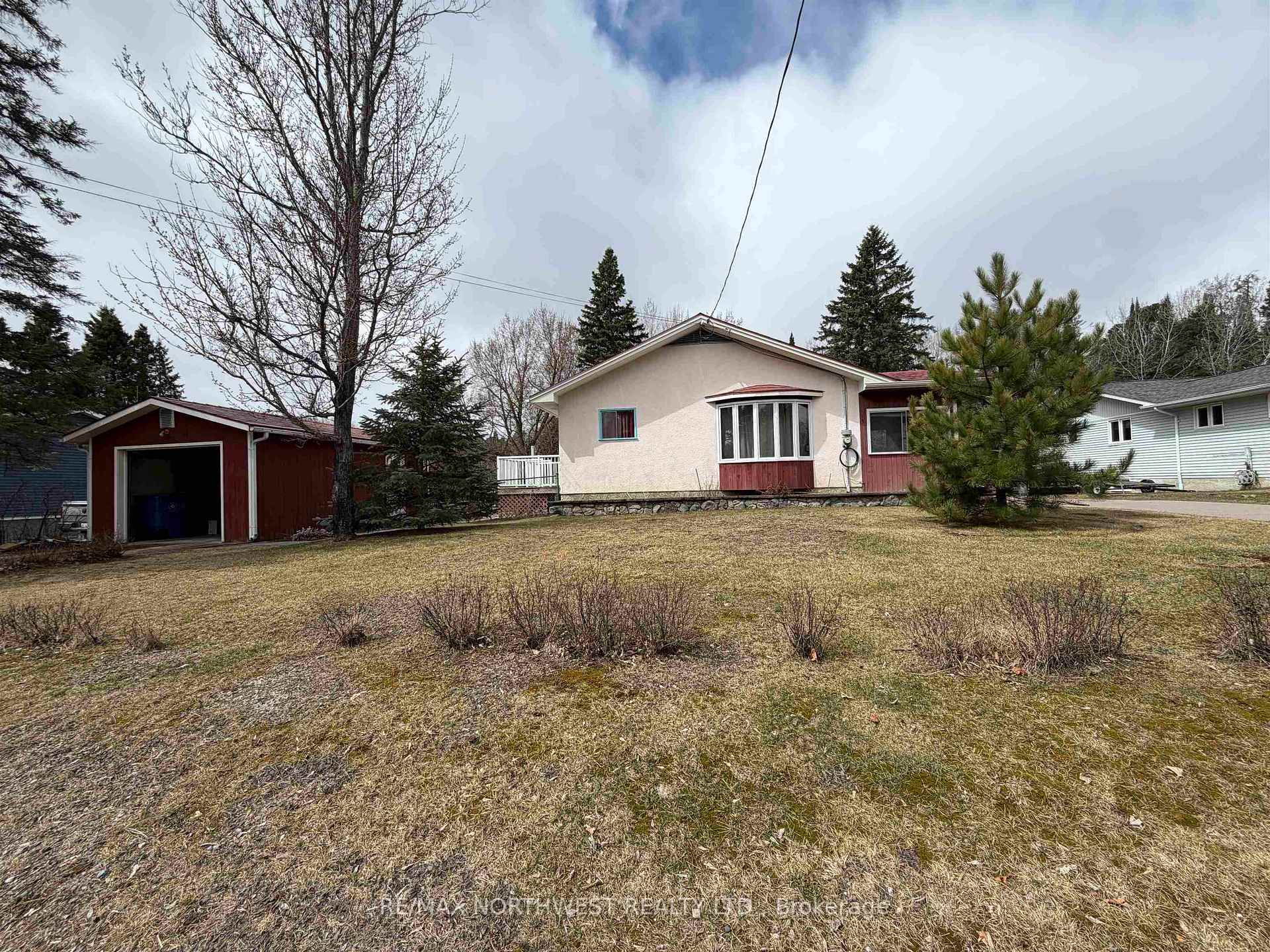 Photo 4 of 12 Johnson Road, Kenora, Airport Road North — HOMEH
