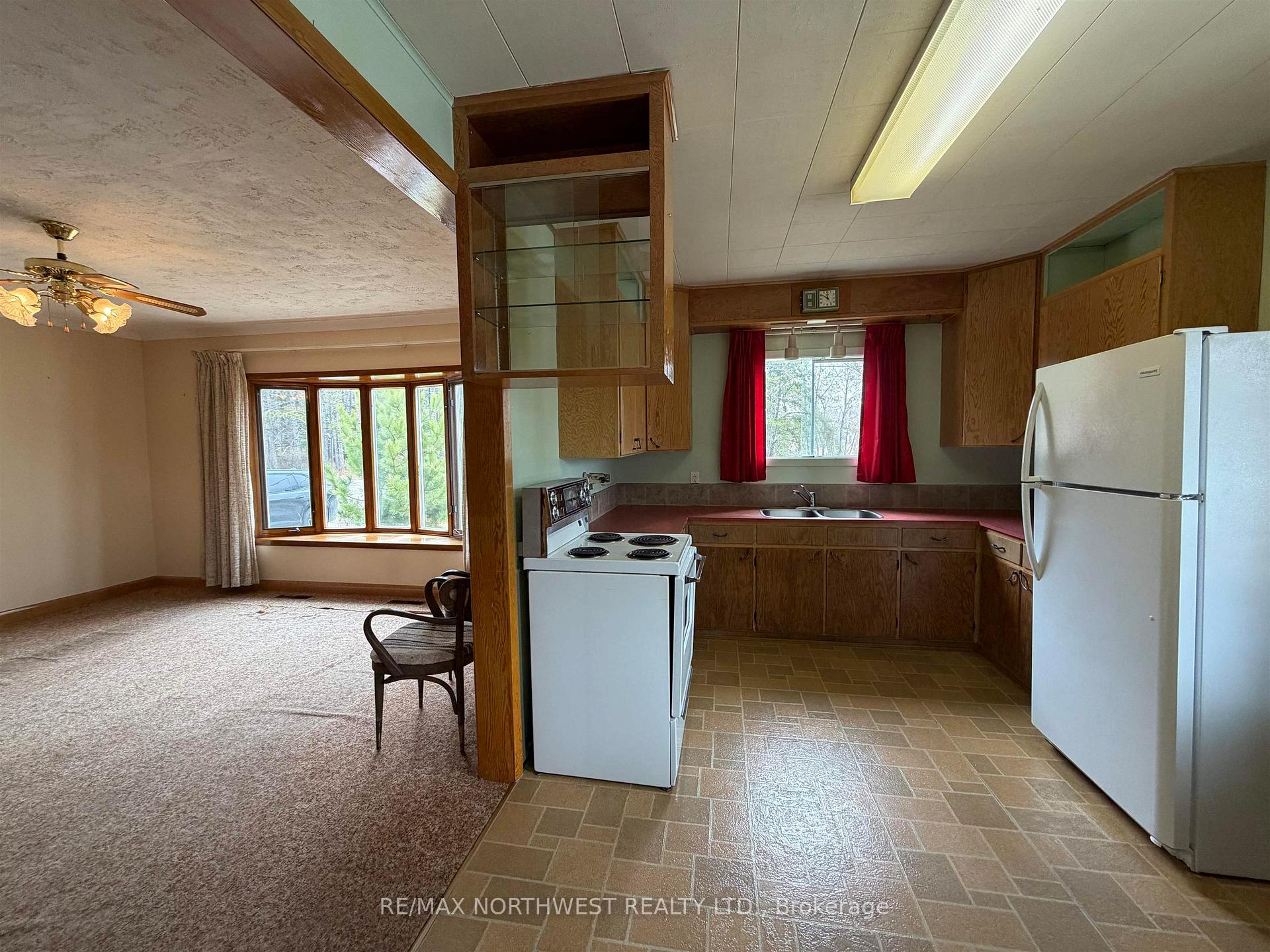 Photo 8 of 12 Johnson Road, Kenora, Airport Road North — HOMEH
