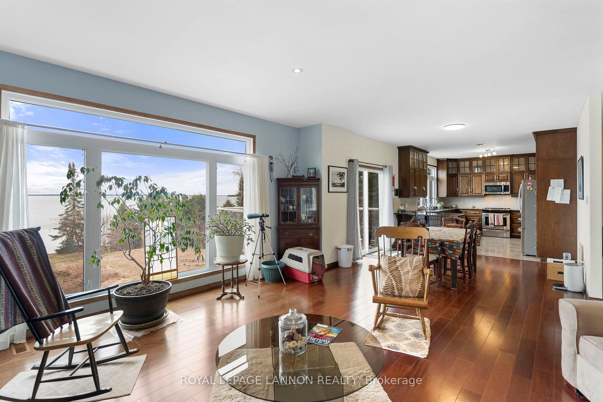 Photo 5 of 721 Grann Drive, Shuniah — HOMEH