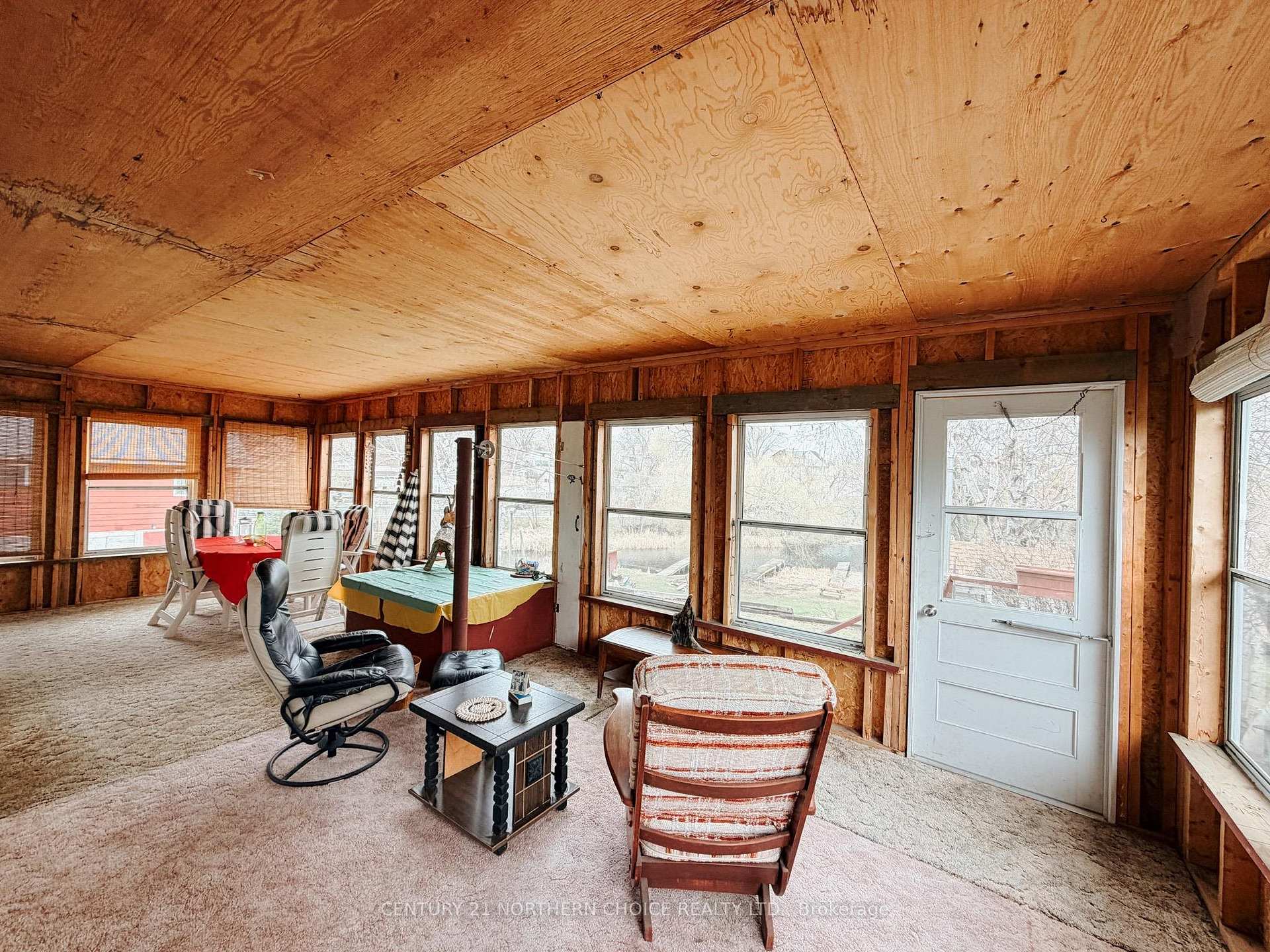 Photo 20 of 714 River Drive, Kenora, Lakeside — HOMEH