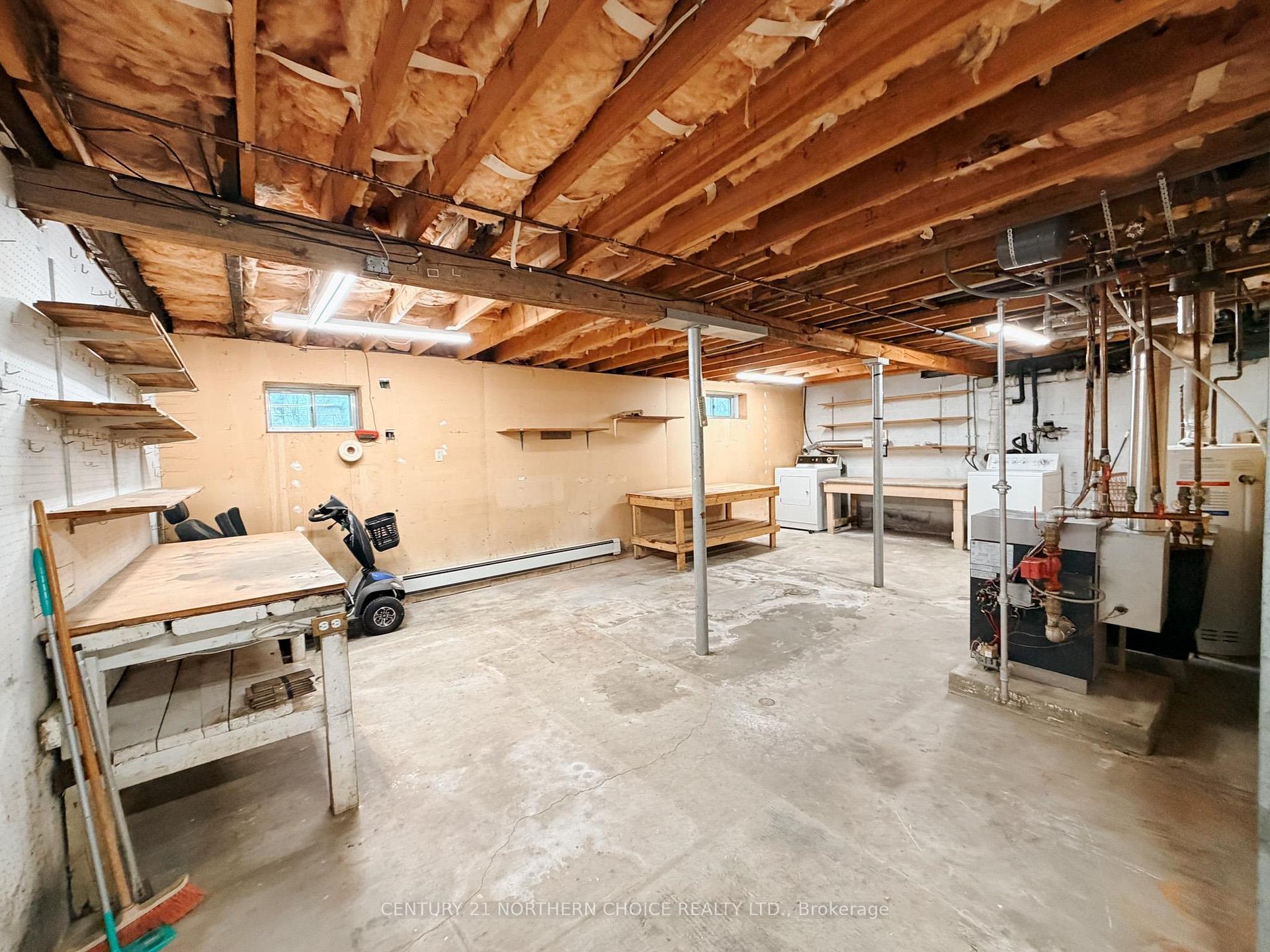 Photo 33 of 714 River Drive, Kenora, Lakeside — HOMEH