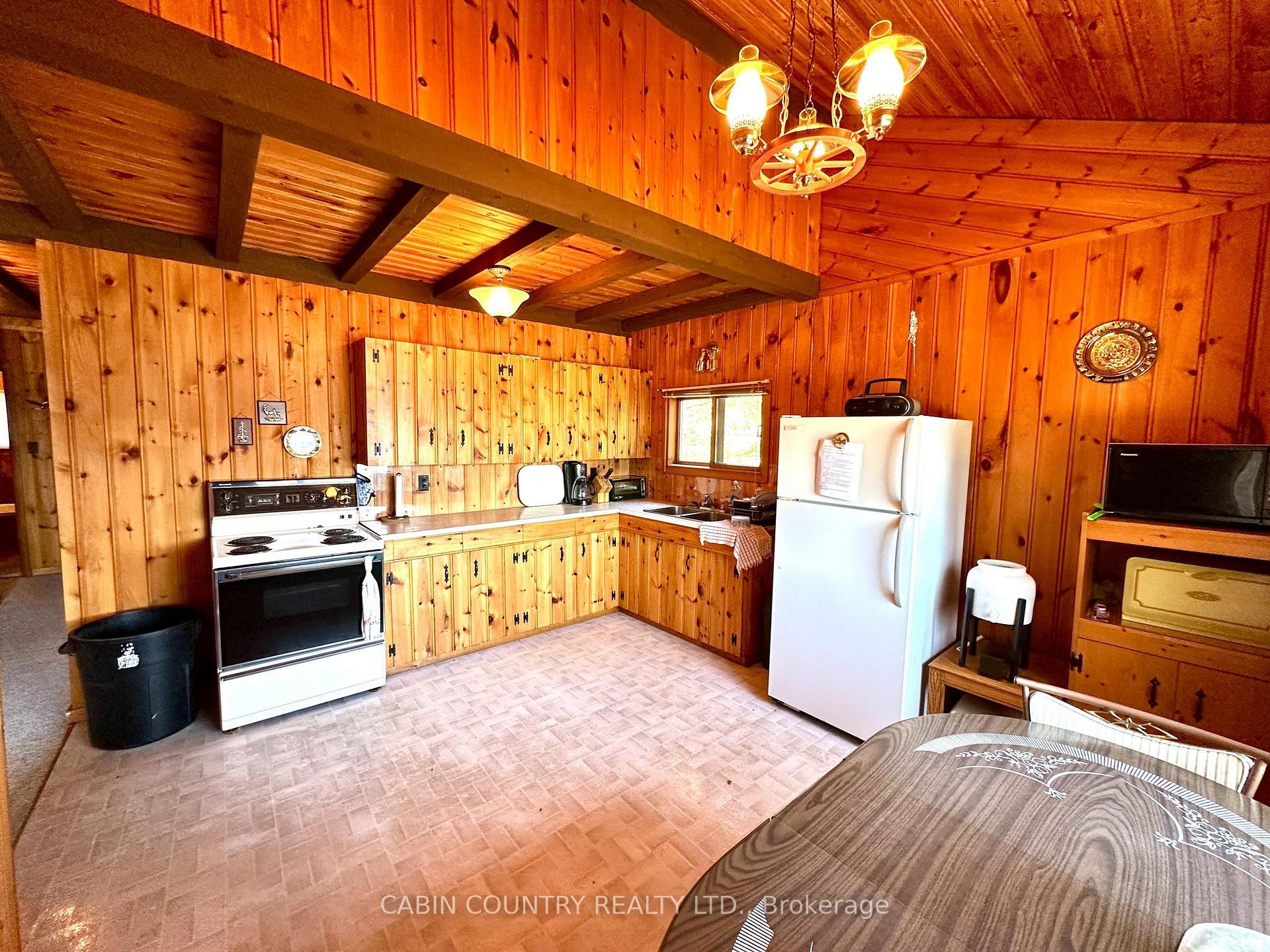 Photo 11 of 13 Welcome Channel, Kenora Remote Area, Lake of the Woods North — HOMEH