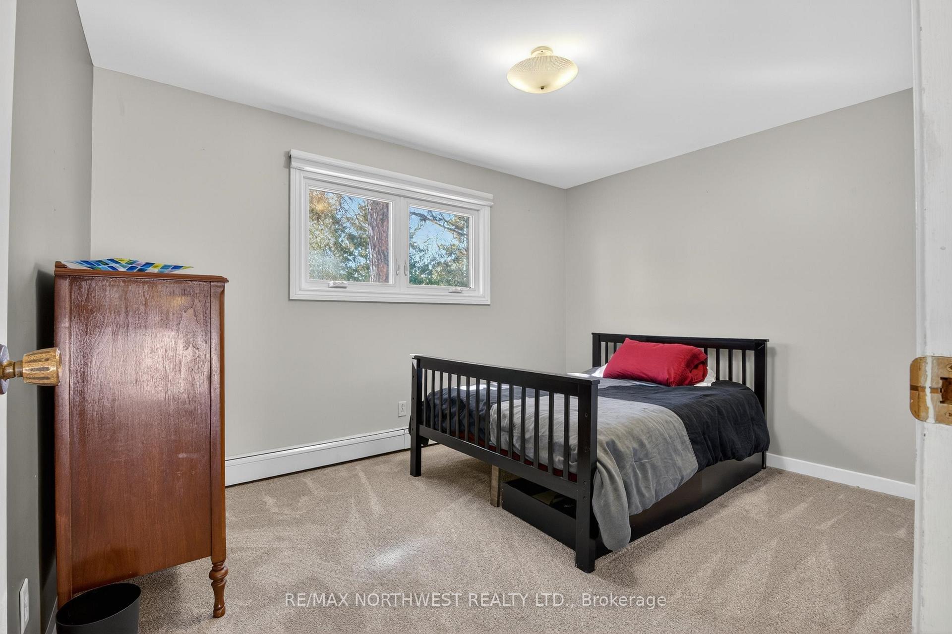 Photo 25 of 1210 Minto Avenue, Kenora, Amethyst — HOMEH