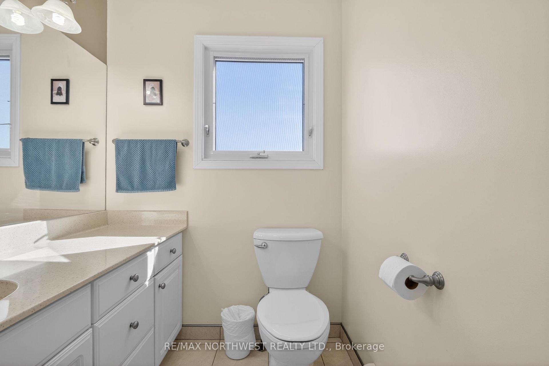 Photo 29 of 1210 Minto Avenue, Kenora, Amethyst — HOMEH