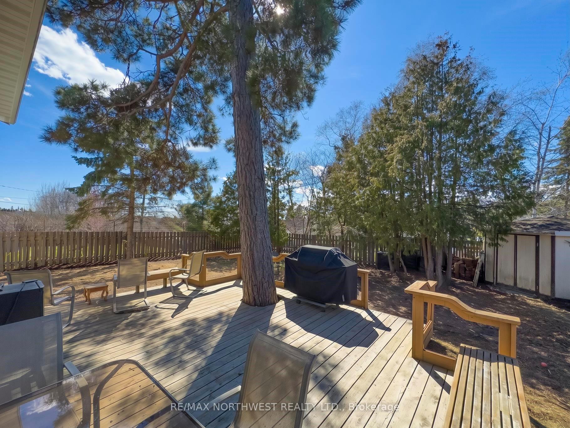 Photo 32 of 1210 Minto Avenue, Kenora, Amethyst — HOMEH