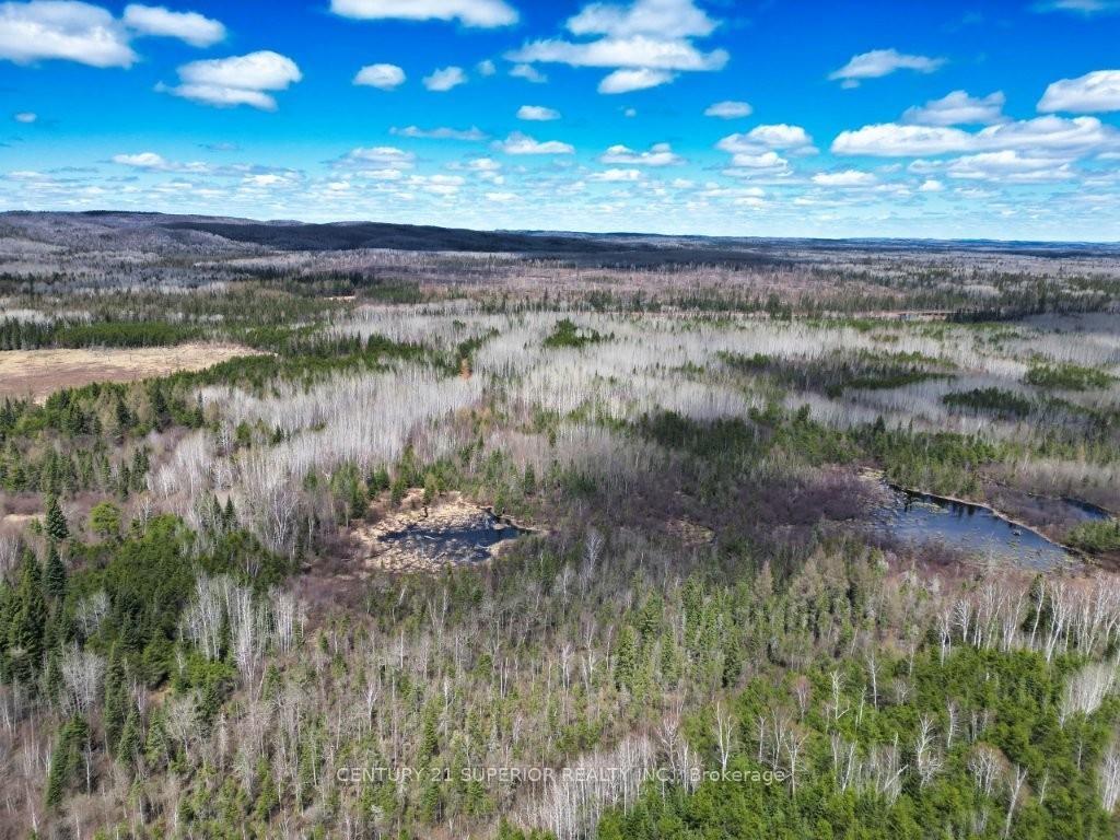 Photo 12 of 330 350 Delints Road, Thunder Bay Remote Area, Lybster — HOMEH