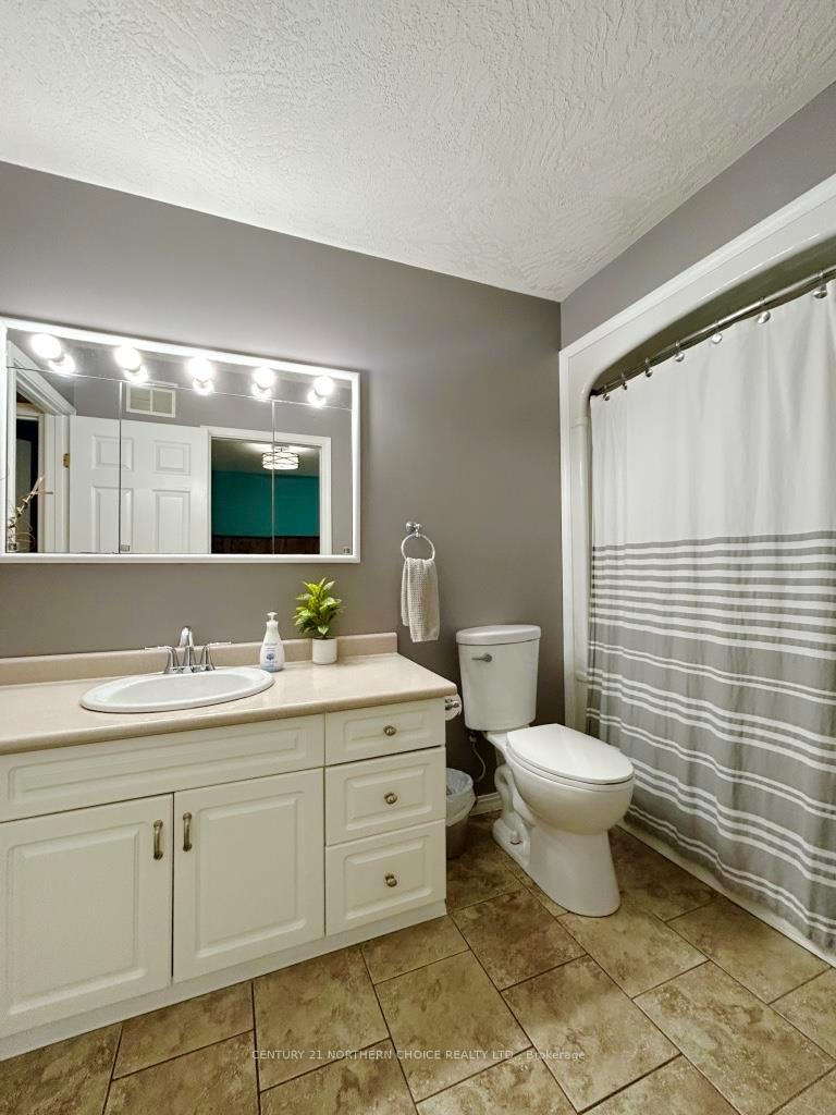 Photo 15 of 912 Kaitlyn Drive, Fort Frances — HOMEH