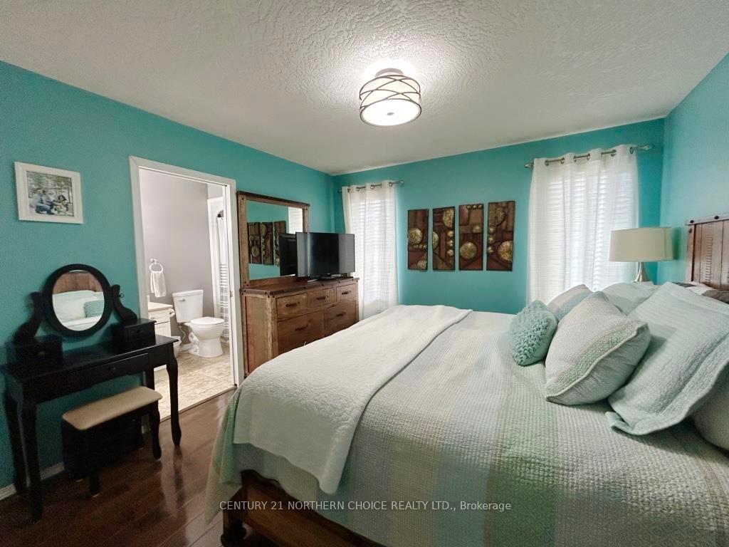 Photo 20 of 912 Kaitlyn Drive, Fort Frances — HOMEH