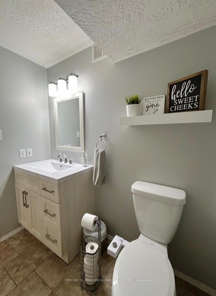 Photo 32 of 912 Kaitlyn Drive, Fort Frances — HOMEH