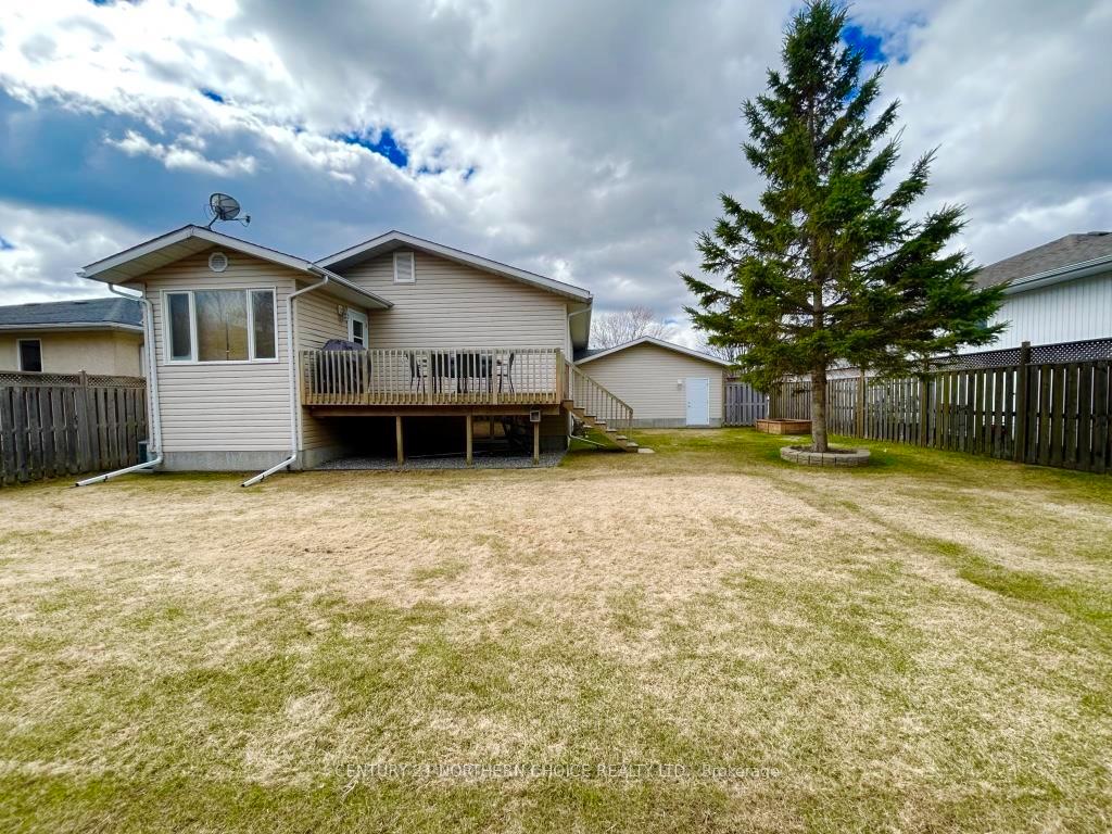 Photo 42 of 912 Kaitlyn Drive, Fort Frances — HOMEH