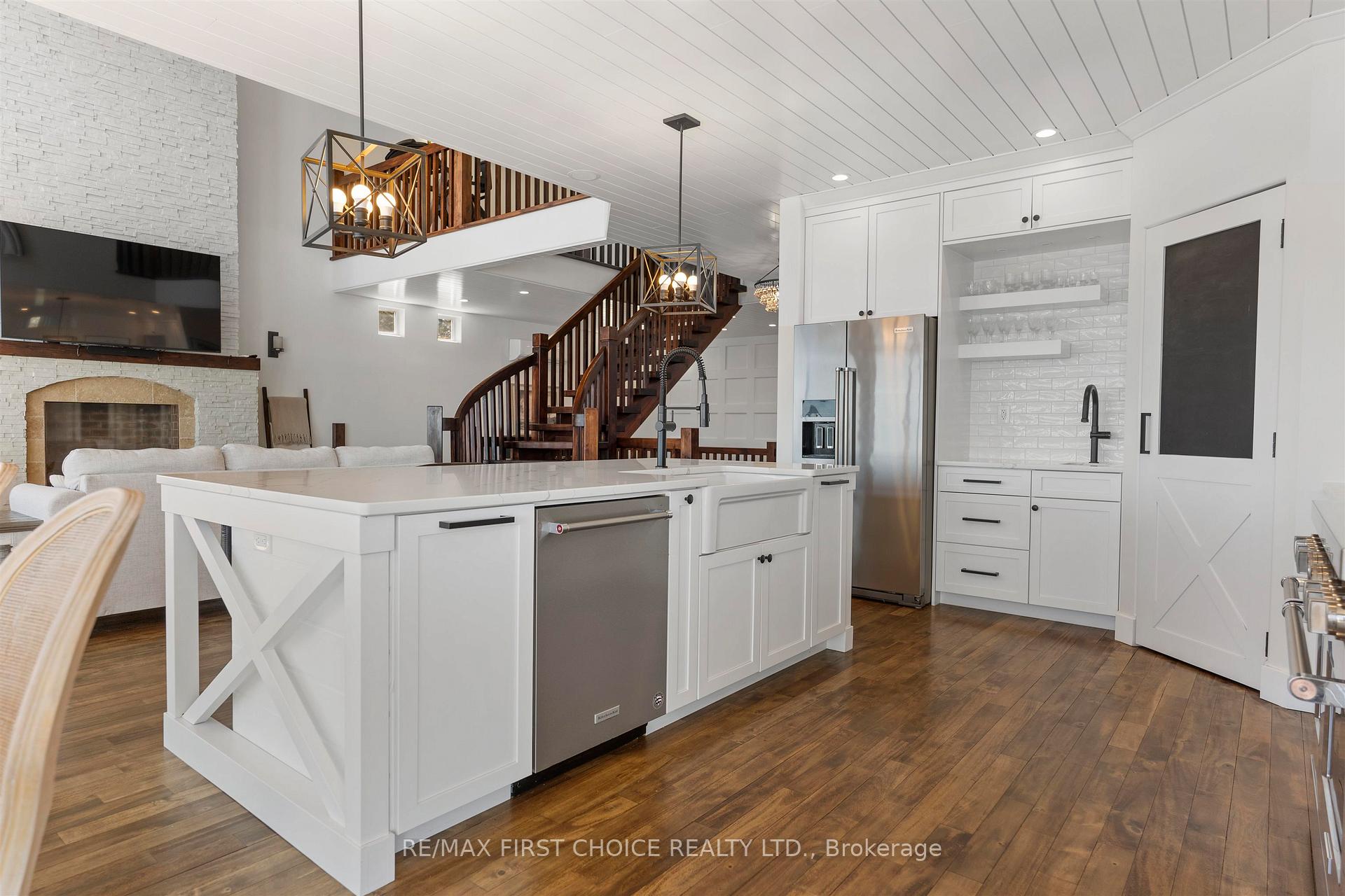 Photo 14 of 1223 Grandview Beach Road, Shuniah — HOMEH