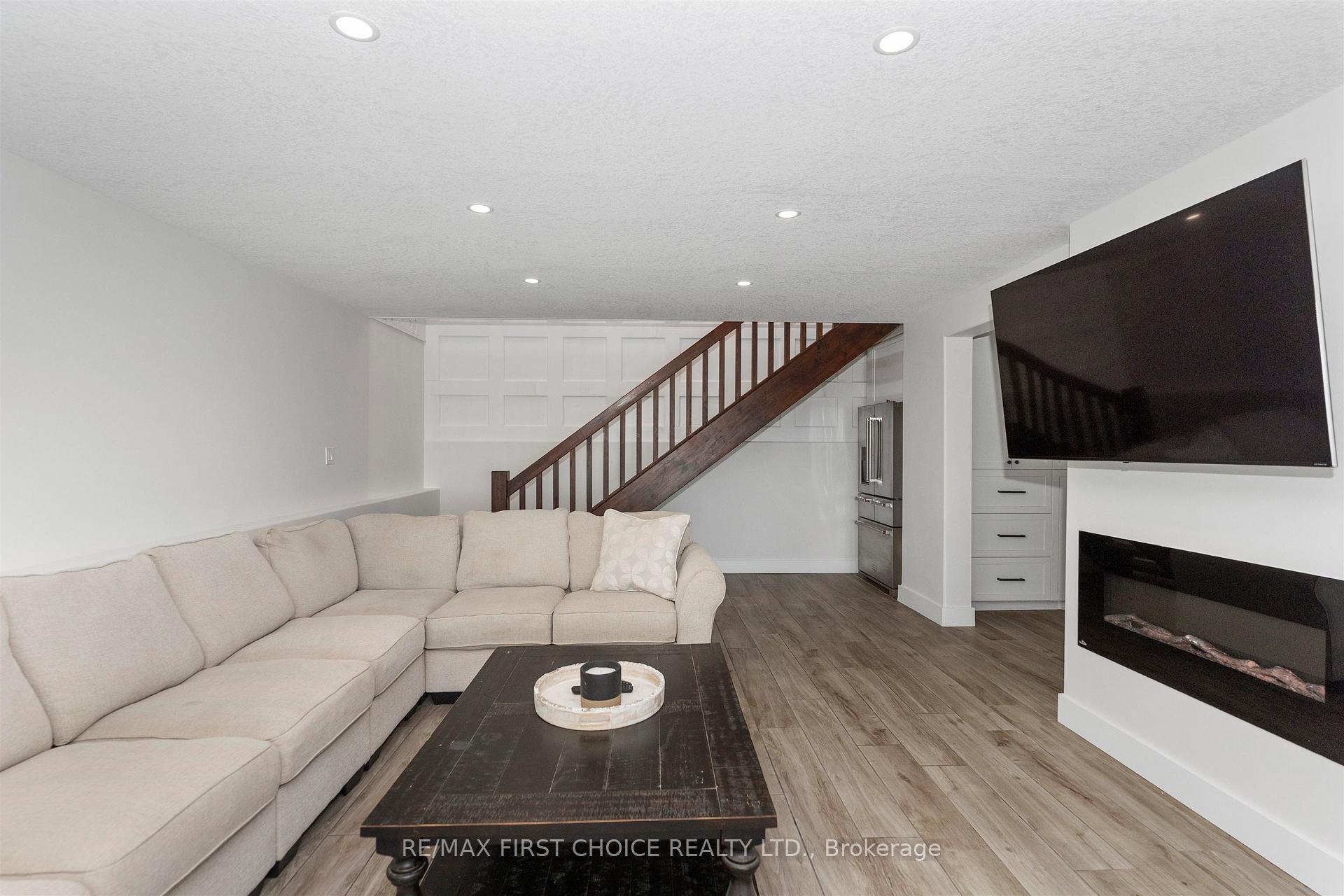 Photo 35 of 1223 Grandview Beach Road, Shuniah — HOMEH