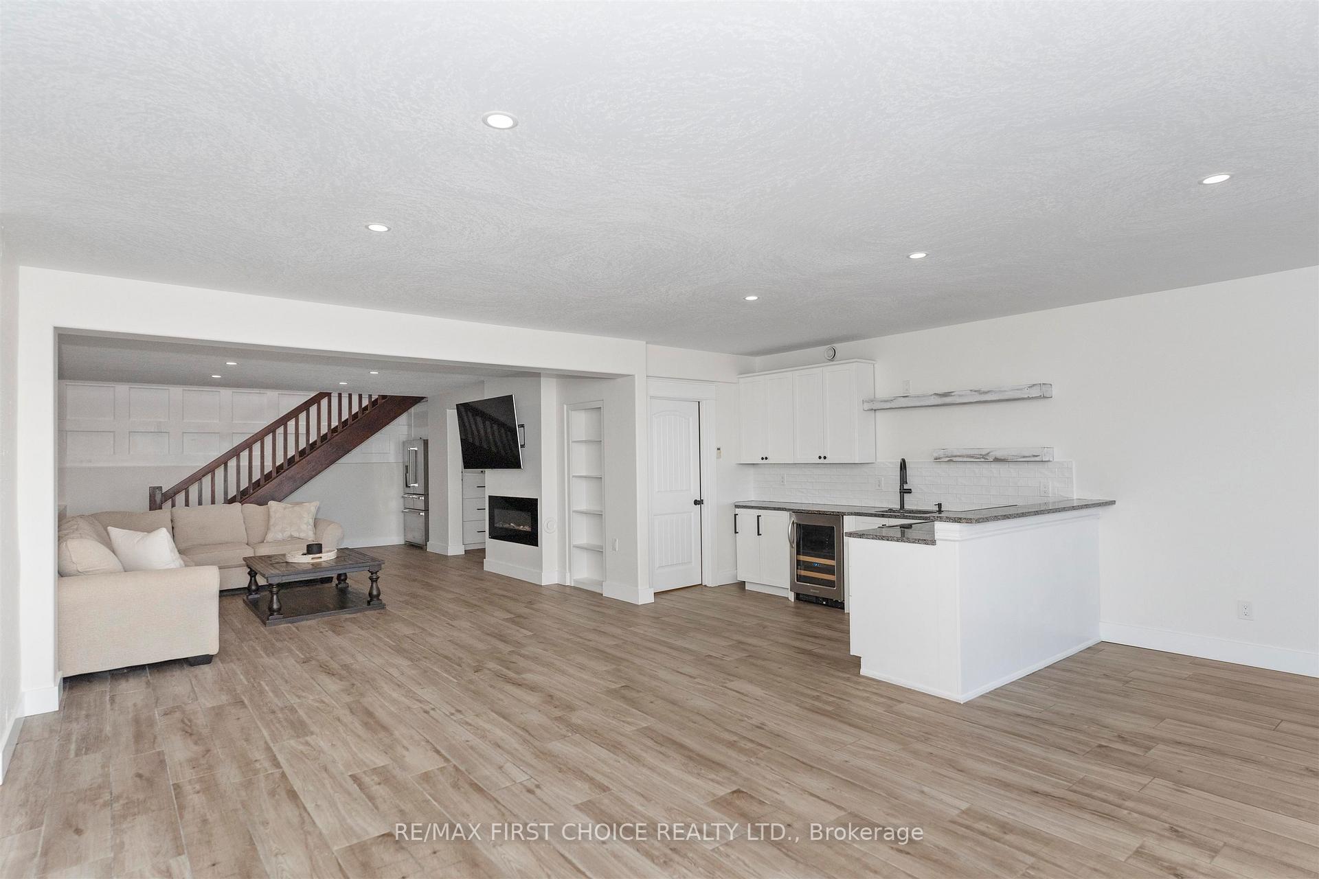 Photo 39 of 1223 Grandview Beach Road, Shuniah — HOMEH