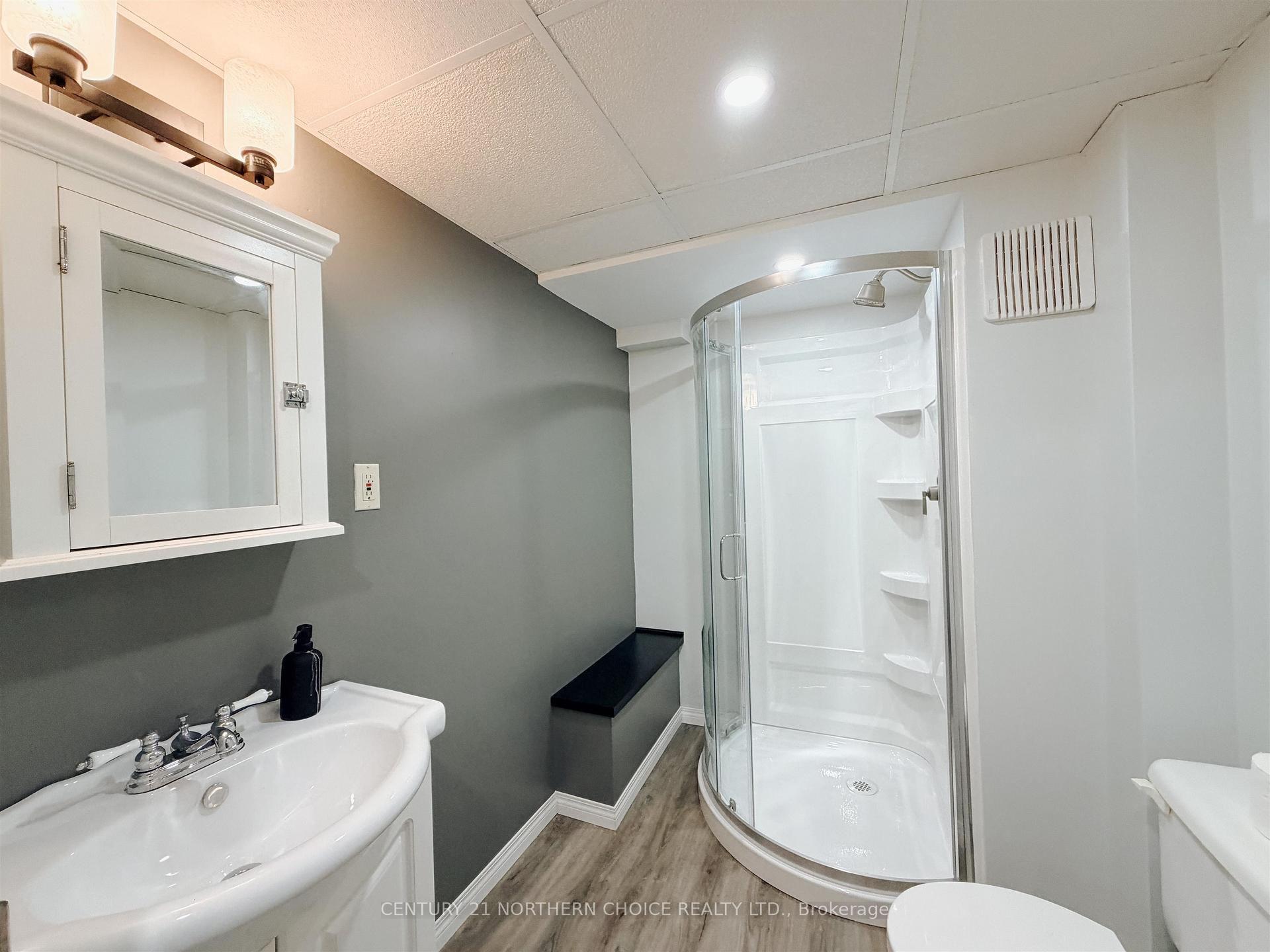 Photo 25 of 1267 Valley Drive, Kenora, Pinecrest — HOMEH