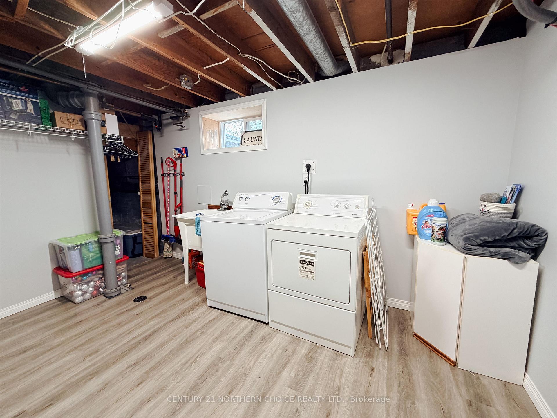 Photo 27 of 1267 Valley Drive, Kenora, Pinecrest — HOMEH