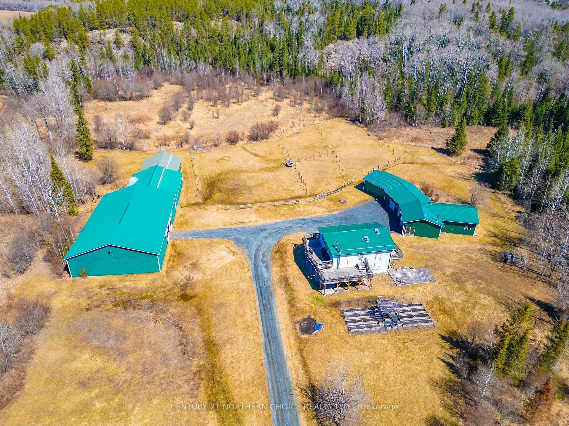 Photo 22 of 450 School Road, Kenora, Kenora Northeast — HOMEH