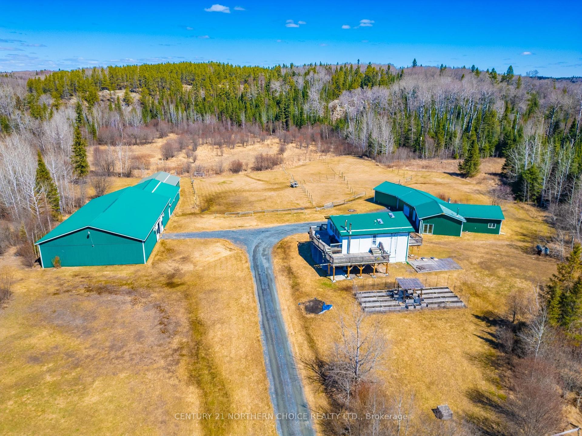 Photo 25 of 450 School Road, Kenora, Kenora Northeast — HOMEH
