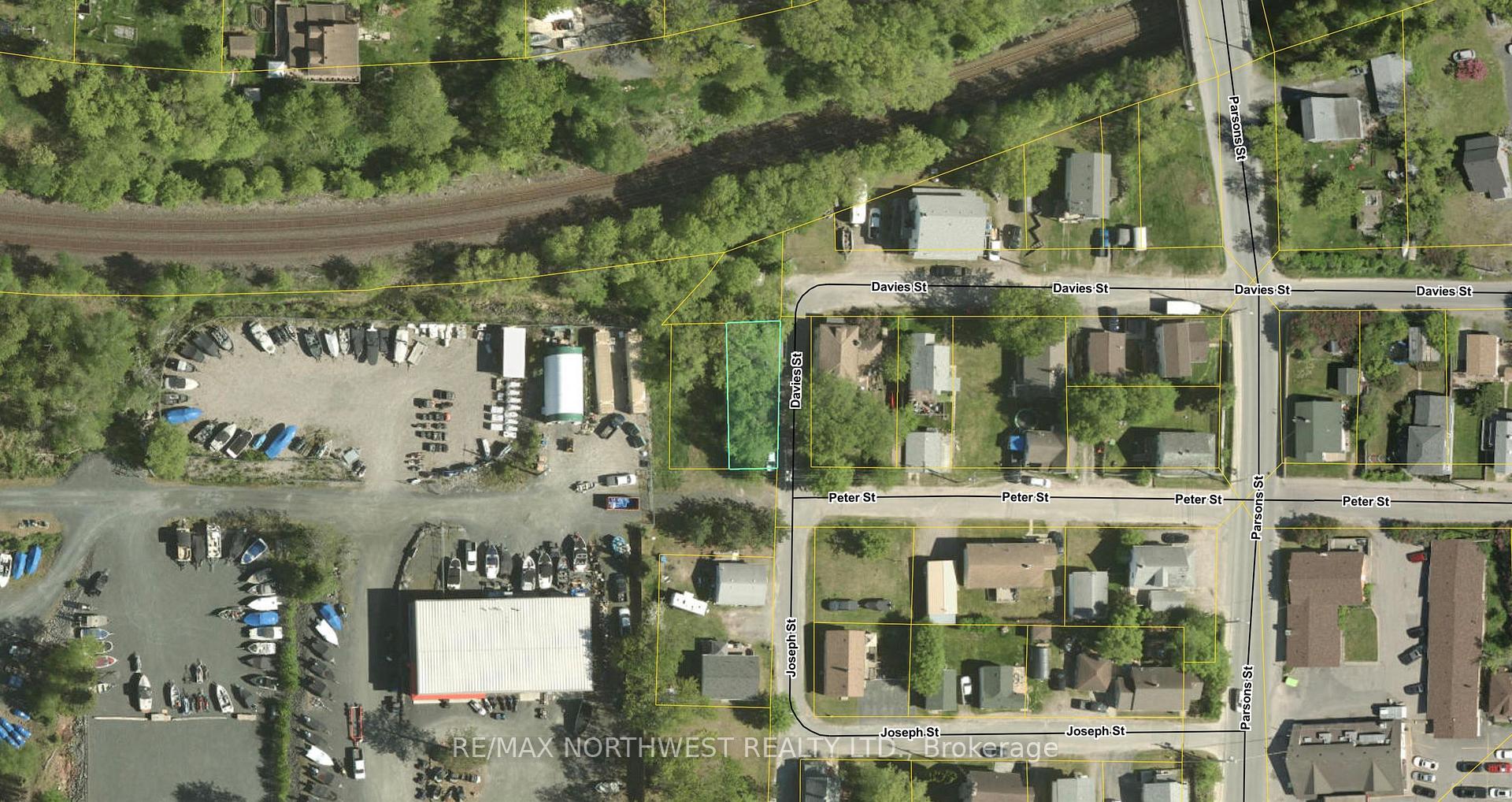 Photo 12 of 76 Peter Street W, Kenora, Norman — HOMEH