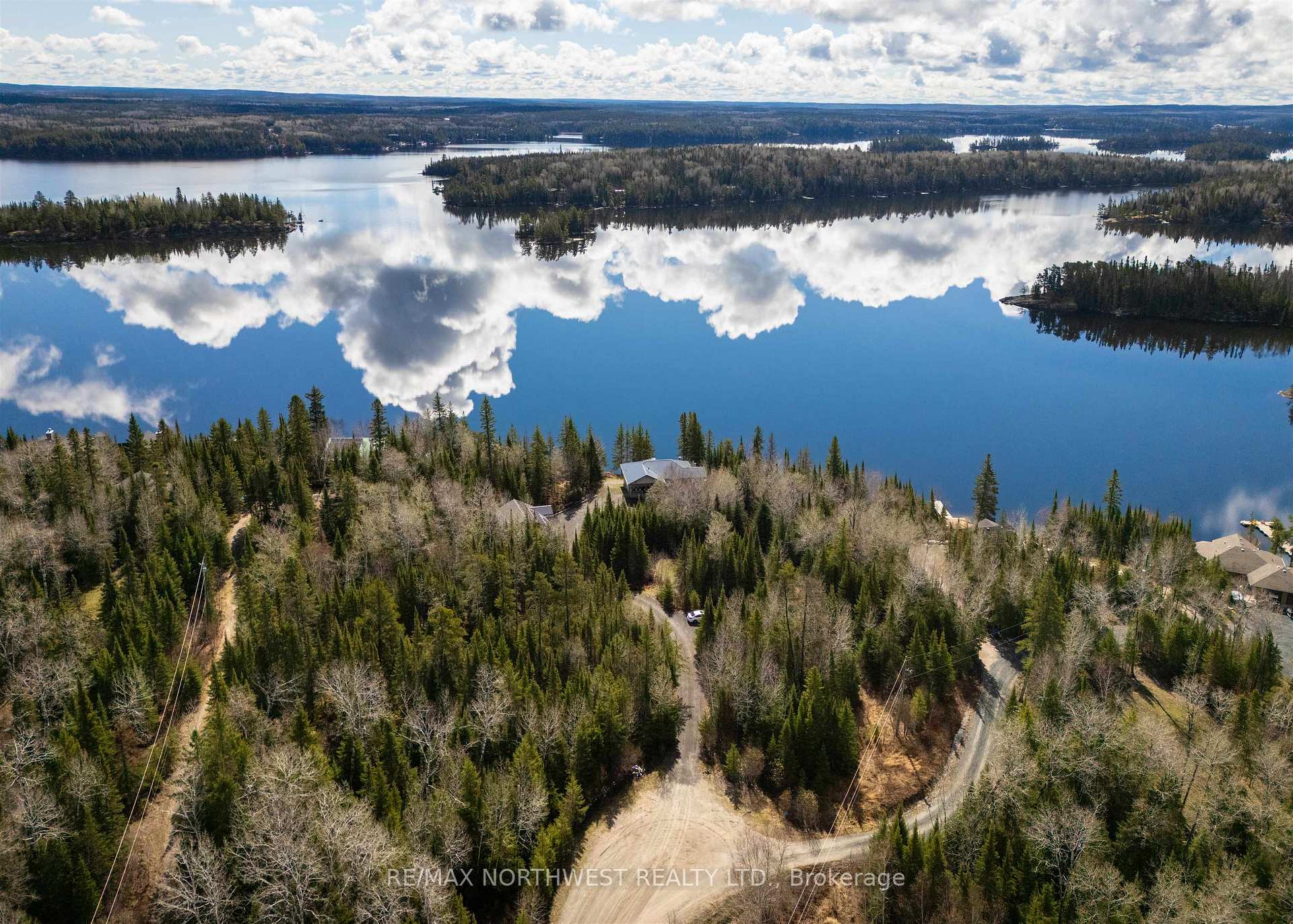 Photo 5 of 28 Worona Bay Road, Kenora, Redditt Road East — HOMEH