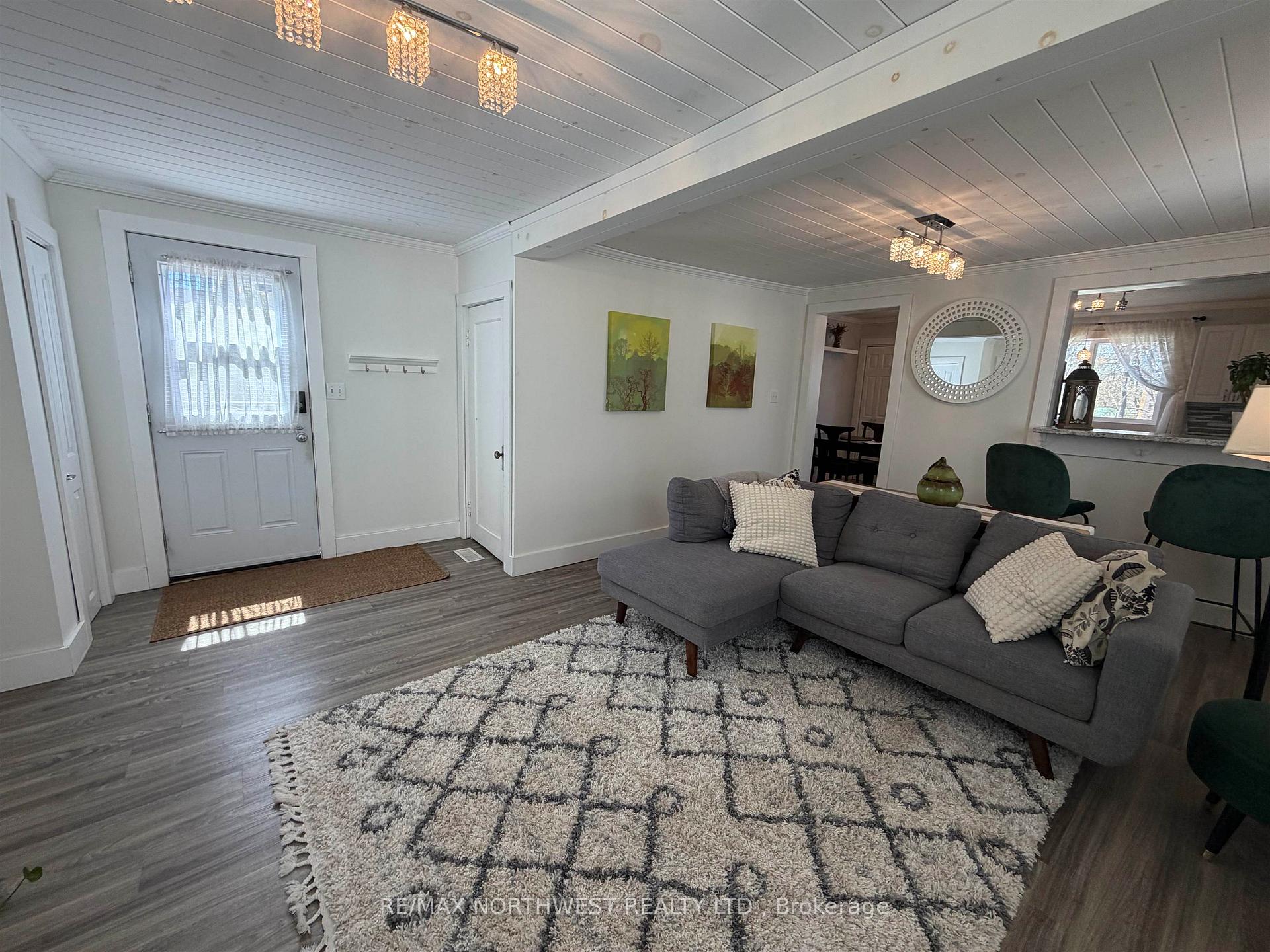 Photo 7 of 827 Fourth Ave South, Kenora, Lakeside — HOMEH