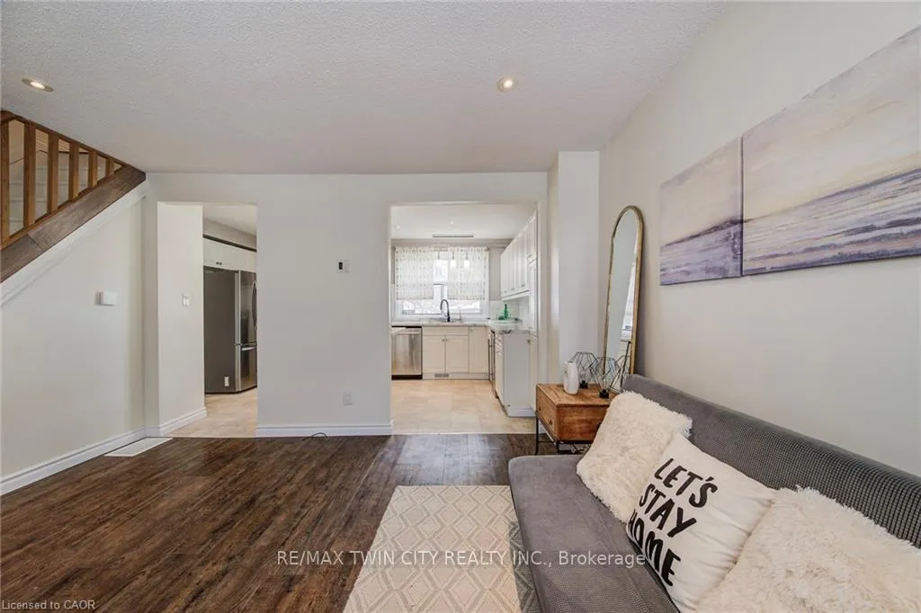 Photo 9 of Unit 15, 164 Jansen Avenue, Kitchener — HOMEH