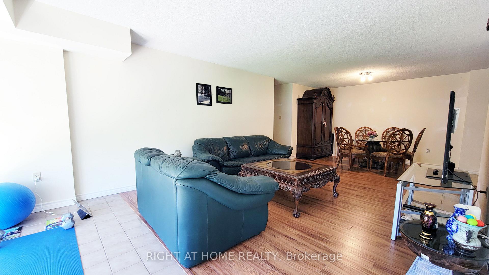 Photo 9 of Unit 302, 55 Blue Springs Drive, Waterloo, Colonial Acres — HOMEH
